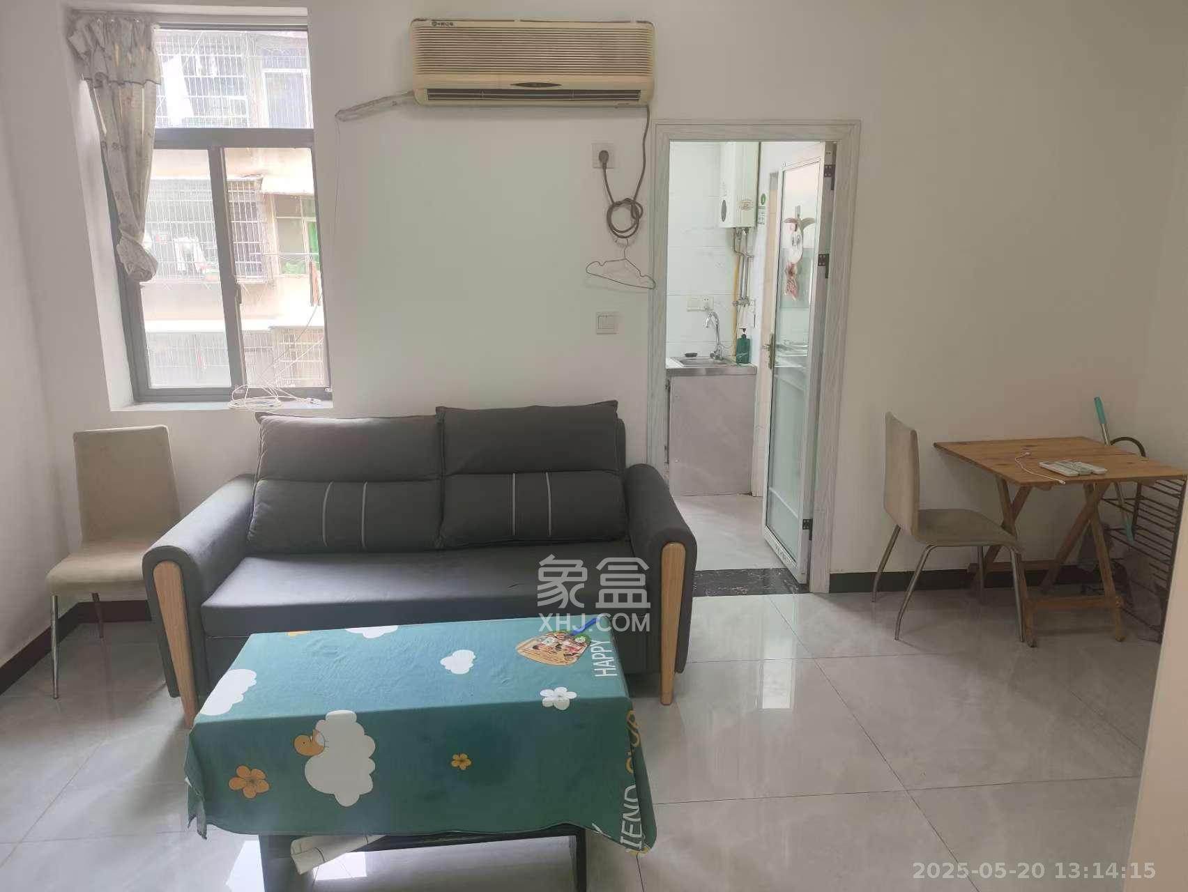 涂家冲社区(涂新小区、农商银行宿舍) 2室1厅1卫 2200.0元/月 涂家冲社区(涂新小区、农商银行宿舍) 2室1厅1卫 2200.0元/月室内图