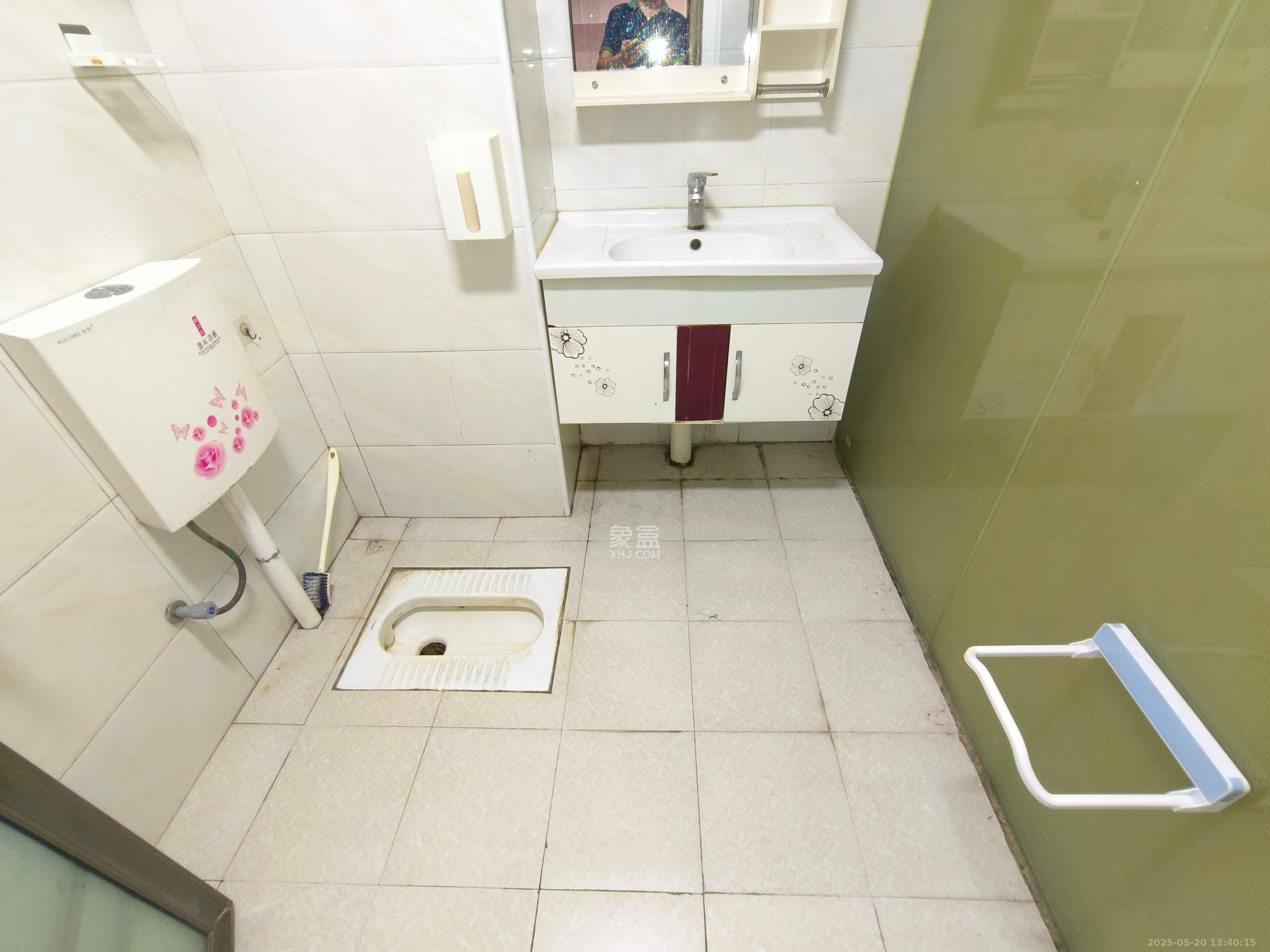 中南壹号院  1室1厅1卫   1600.00元/月室内图