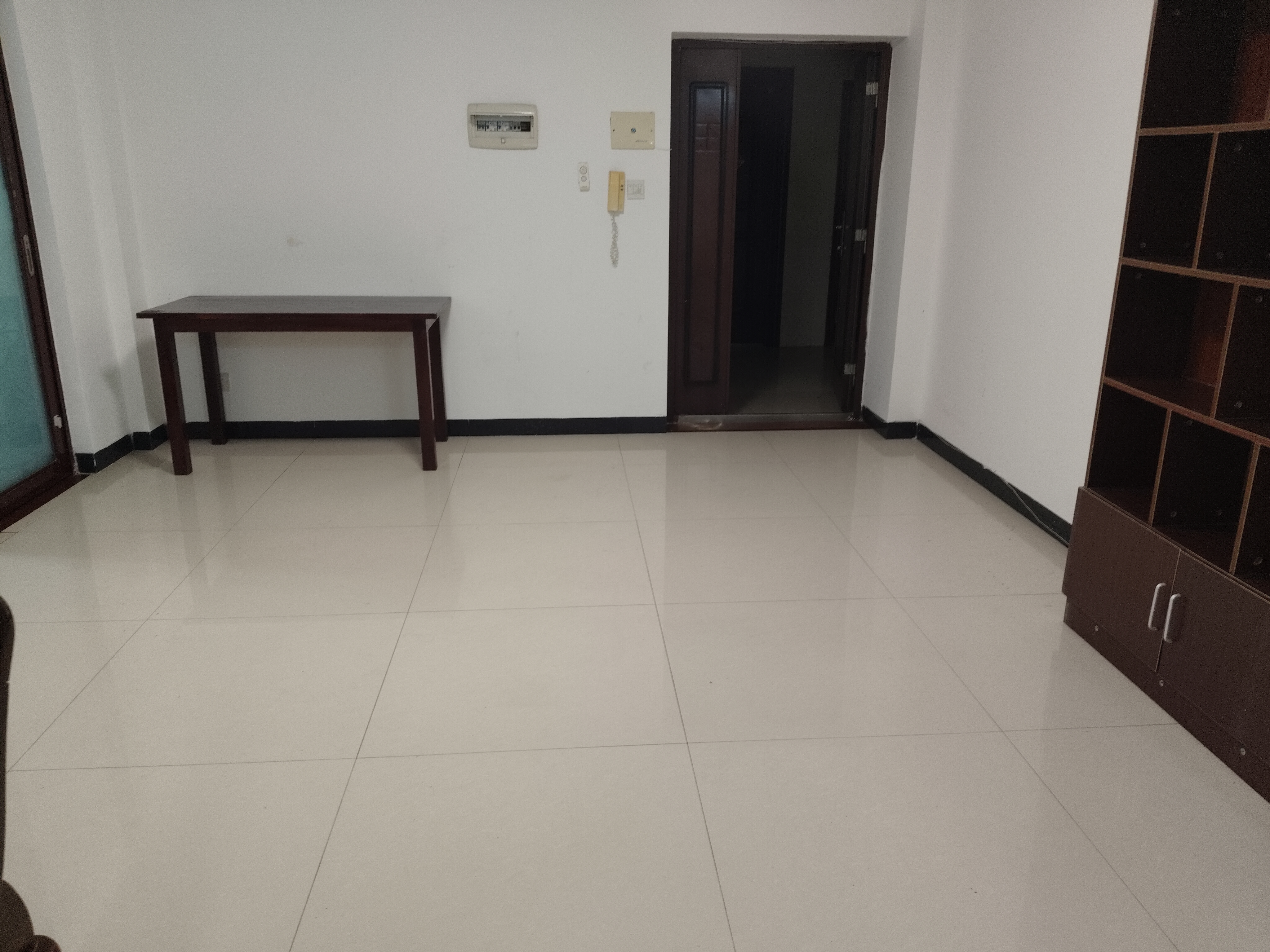 崇华小区  3室2厅2卫   2300.00元/月室内图