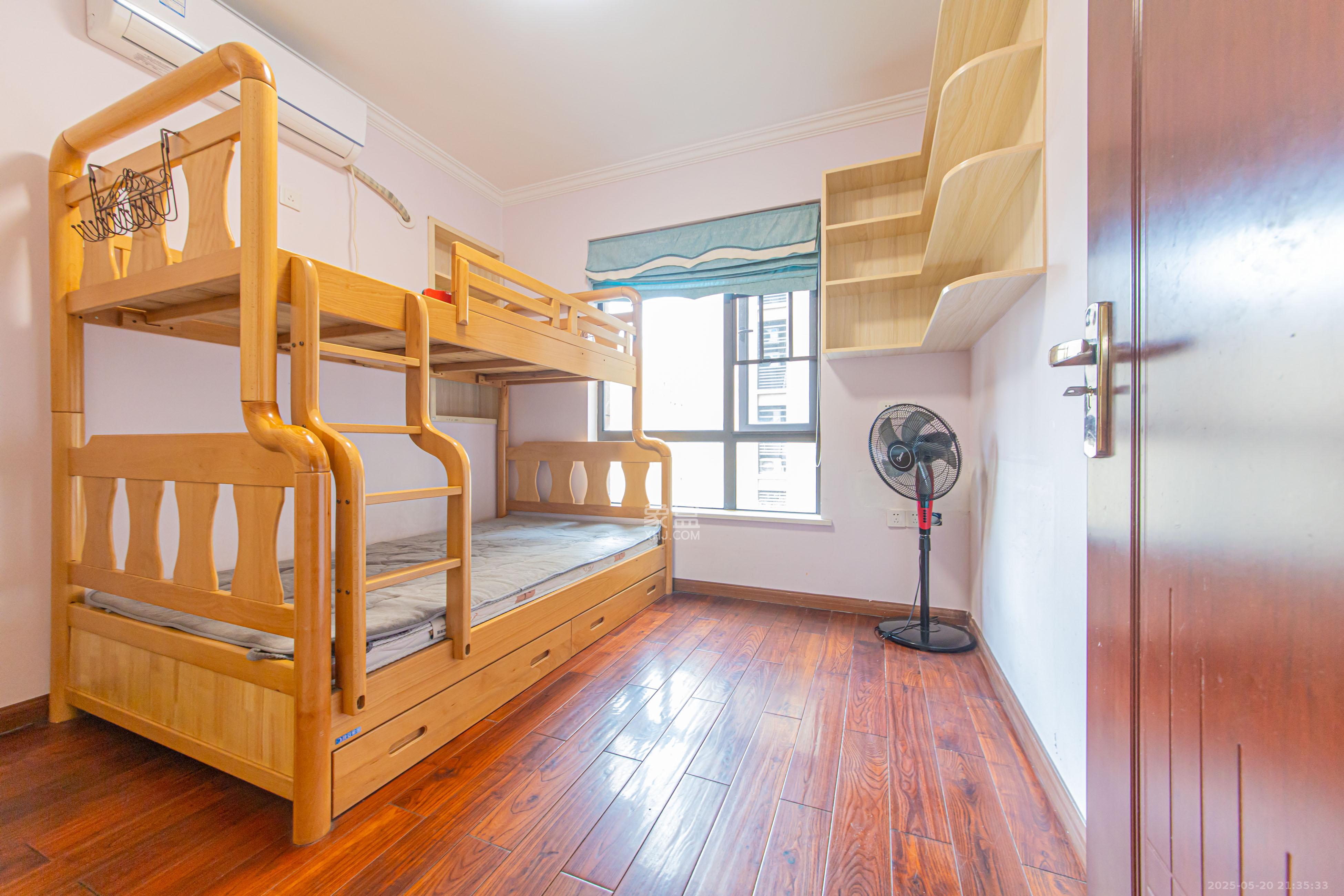 鑫远悦城(鑫远悦时代)  3室2厅1卫    103.0万 鑫远悦城(鑫远悦时代)  3室2厅1卫    103.0万卧室