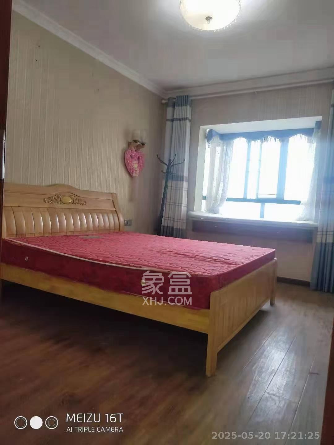 湘峰广场  3室2厅1卫    1500.0元/月 湘峰广场  3室2厅1卫    1500.0元/月室内图