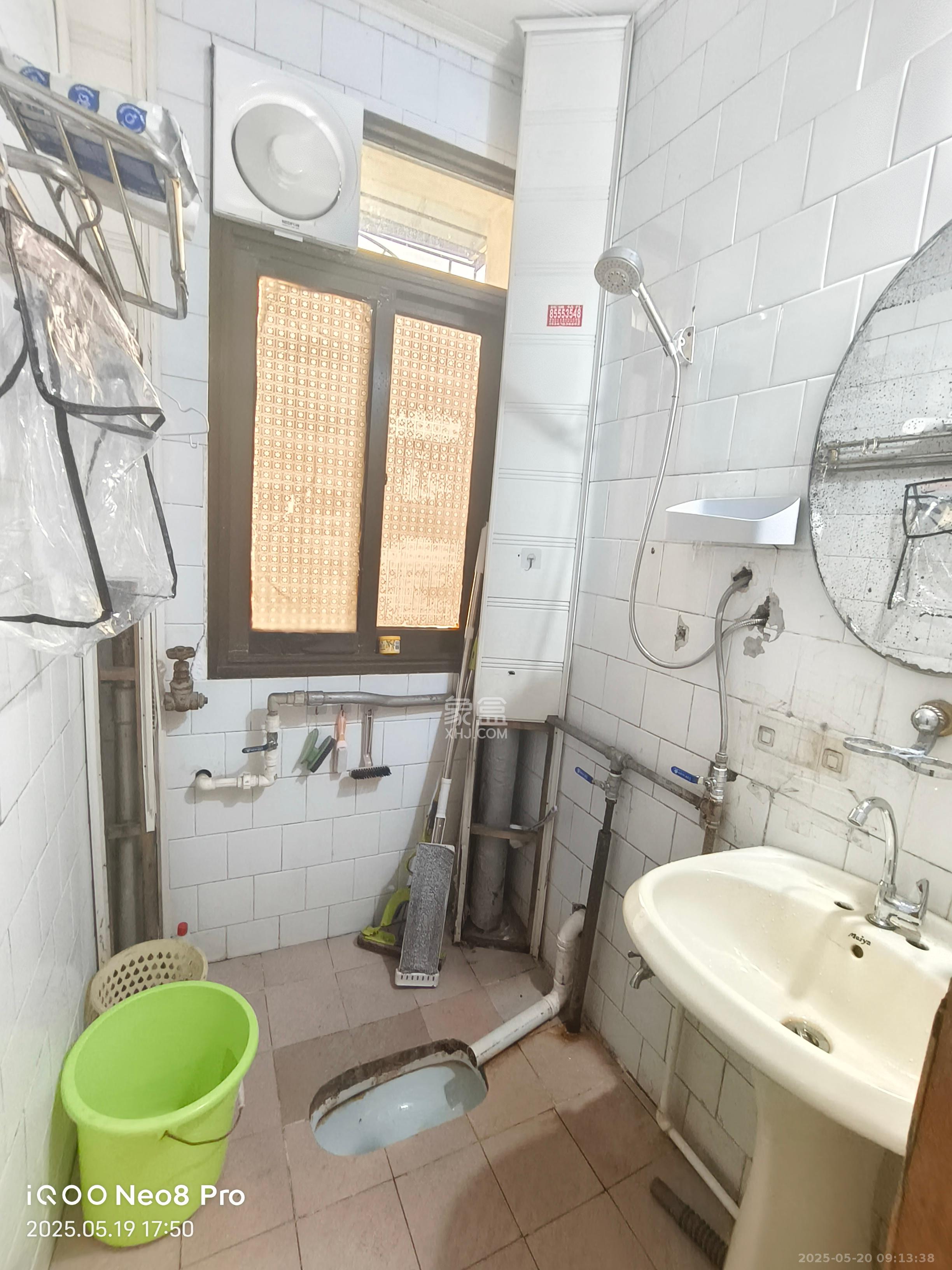 梨子山小区  2室1厅1卫   1400.00元/月室内图