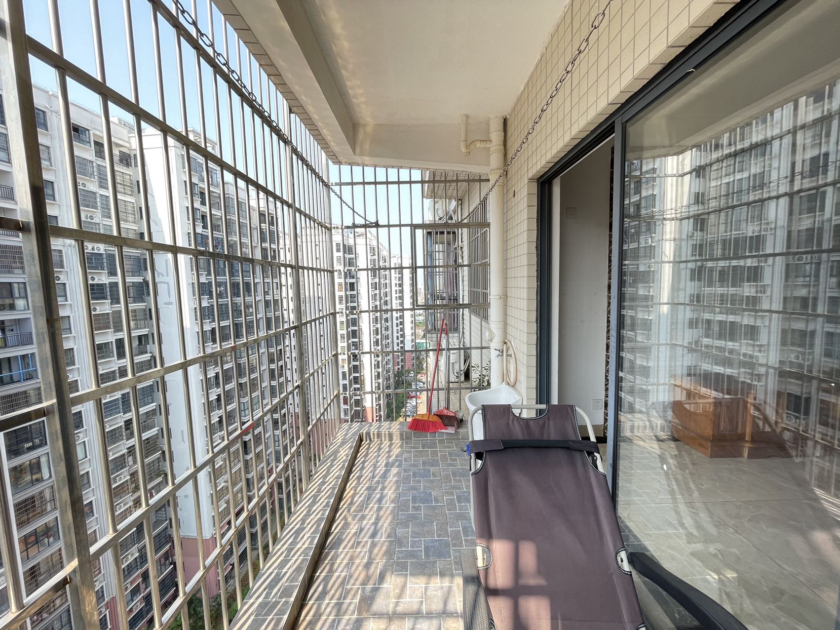 家顺花园  3室2厅1卫    119.0万室内图