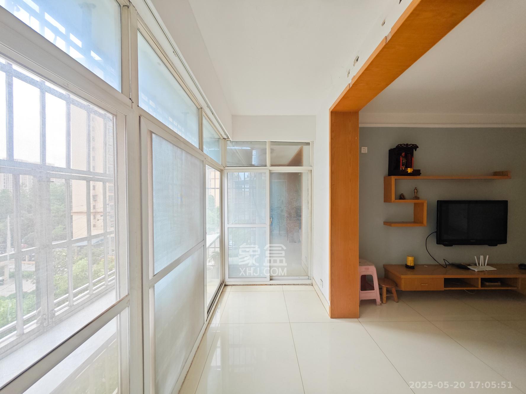 鄱阳小区 3室2厅1卫 52.8万 鄱阳小区 3室2厅1卫 52.8万其他