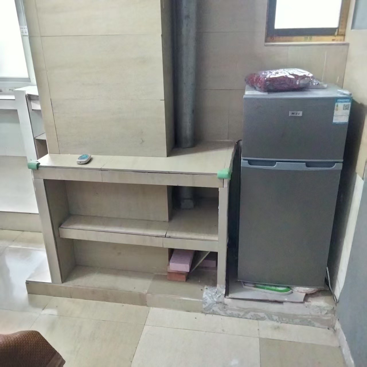 申海大厦  1室0厅0卫   600.00元/月室内图