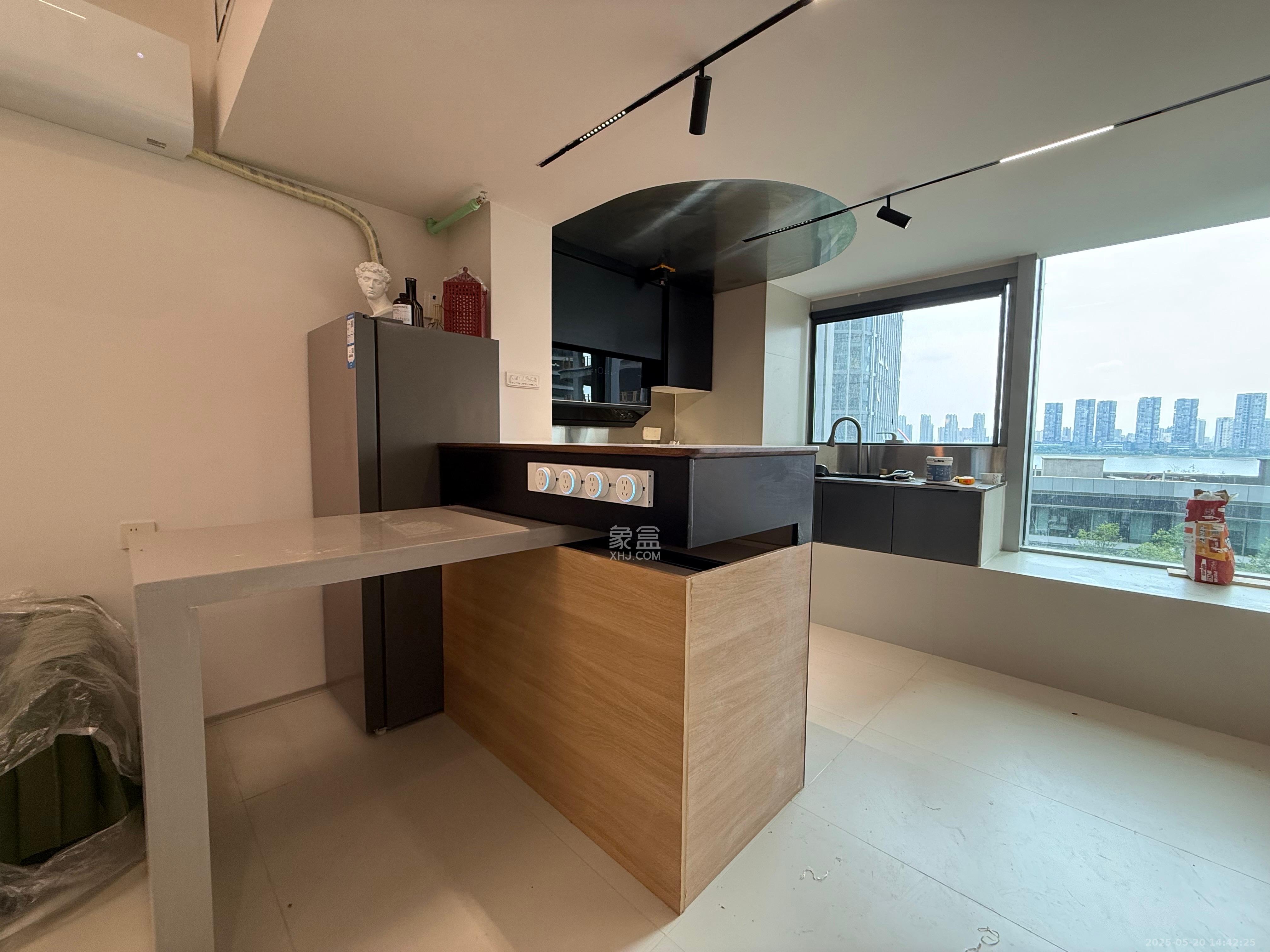 复地滨江金融中心 2室1厅1卫 3200.0元/月 复地滨江金融中心 2室1厅1卫 3200.0元/月室内图