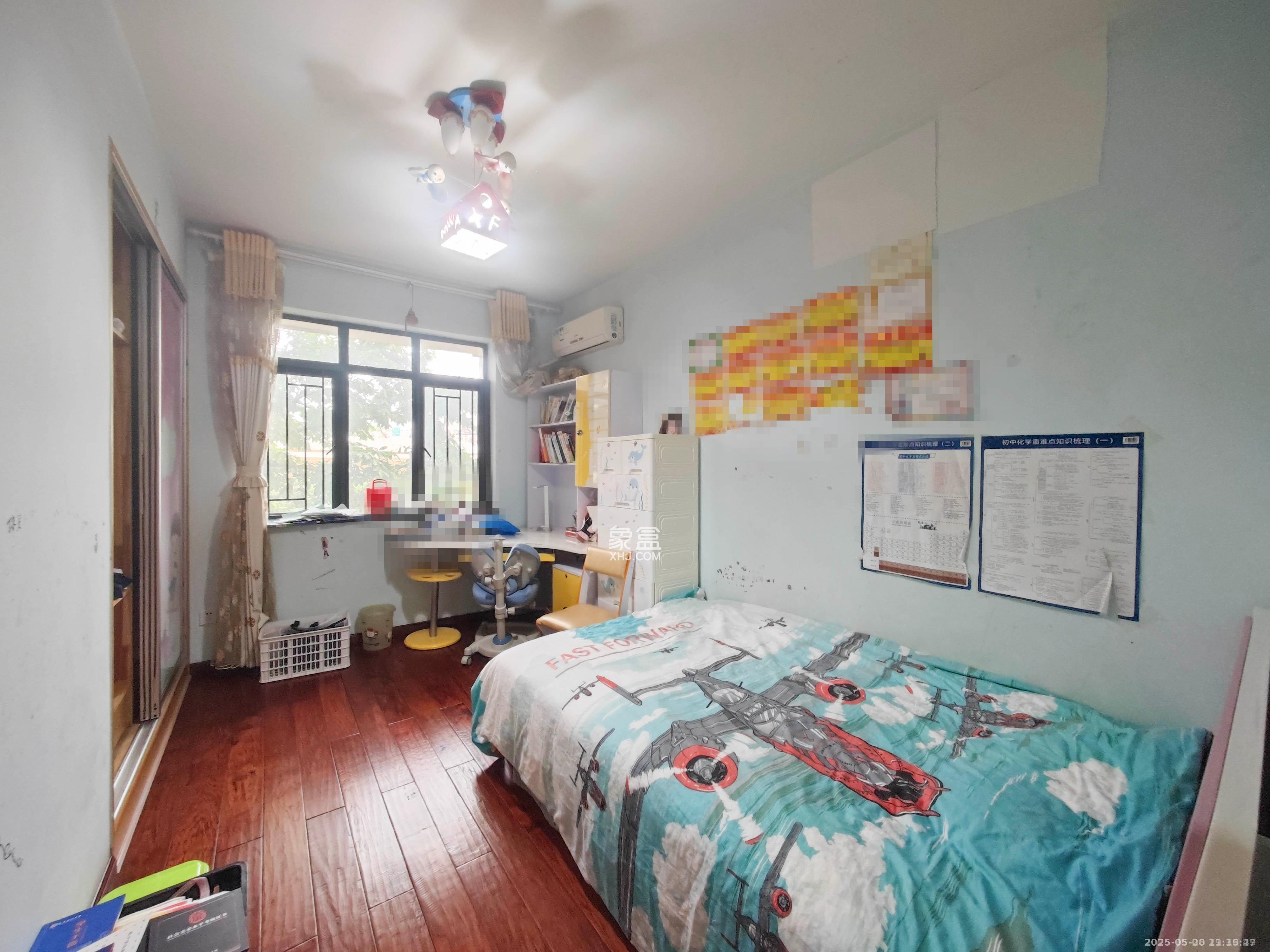 山水熙园 3室2厅2卫 2700.0元/月 山水熙园 3室2厅2卫 2700.0元/月室内图