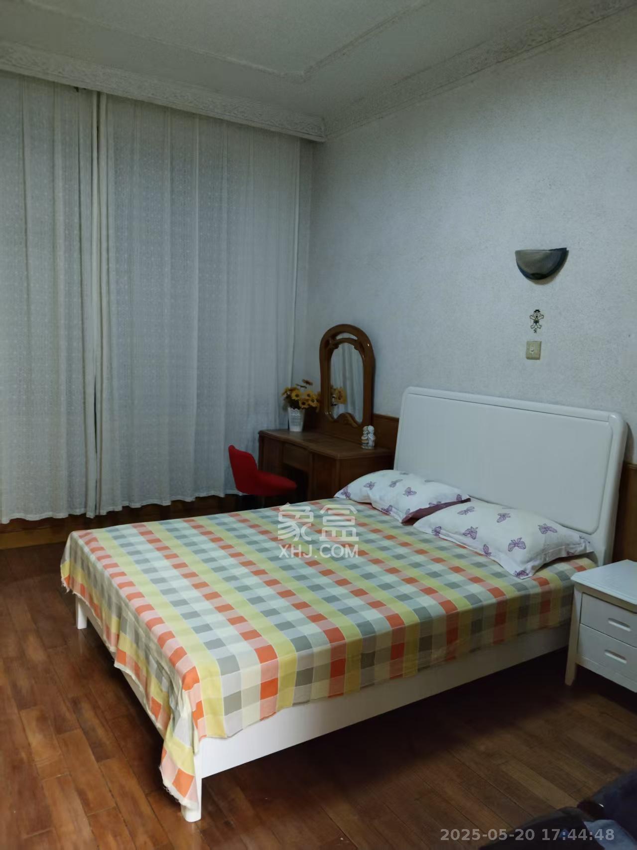 火星镇长沙电业局宿舍  2室1厅1卫    1400.0元/月 火星镇长沙电业局宿舍  2室1厅1卫    1400.0元/月室内图