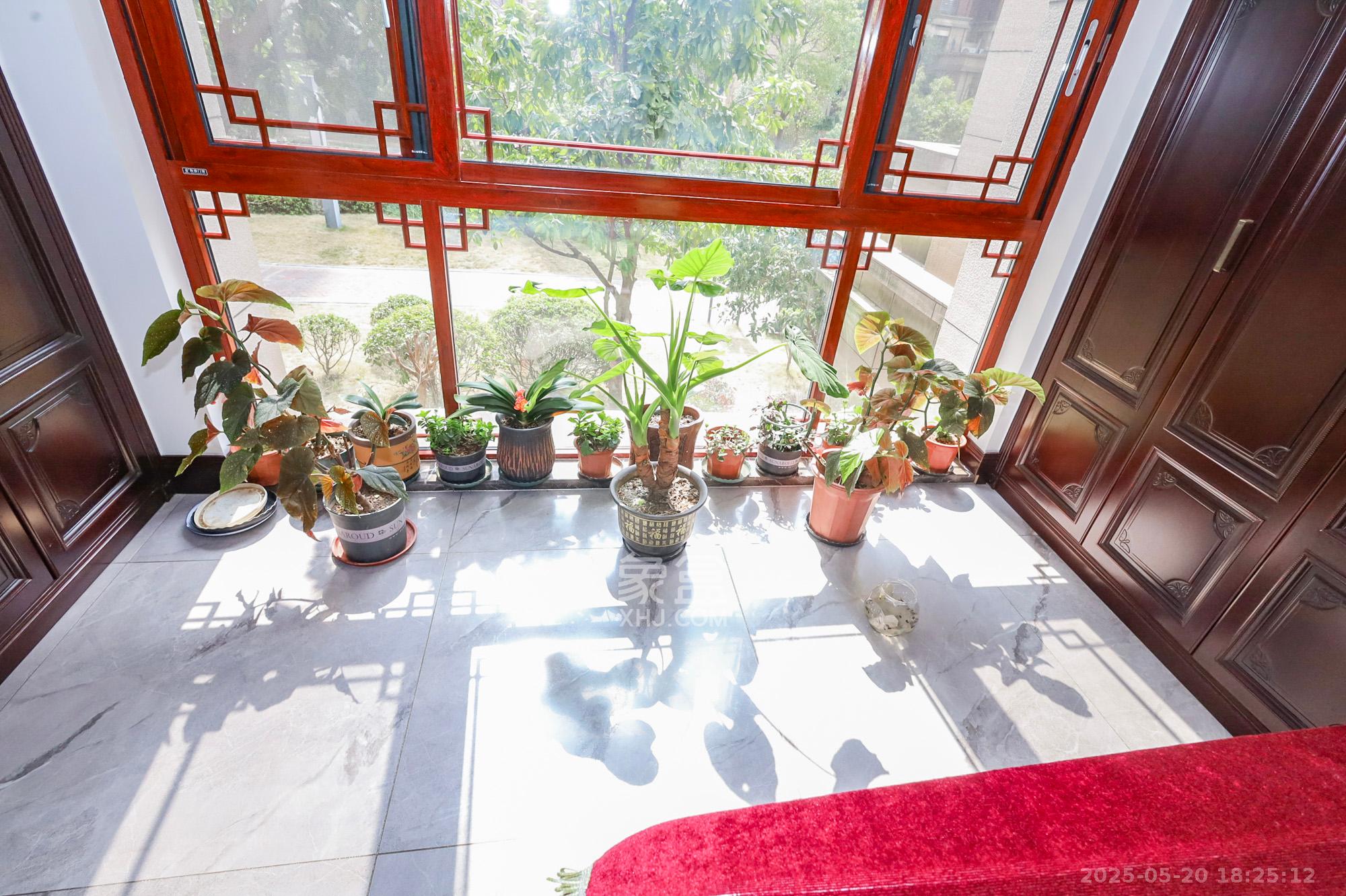 八方小区B区  3室2厅2卫    420.0万 八方小区B区  3室2厅2卫    420.0万阳台