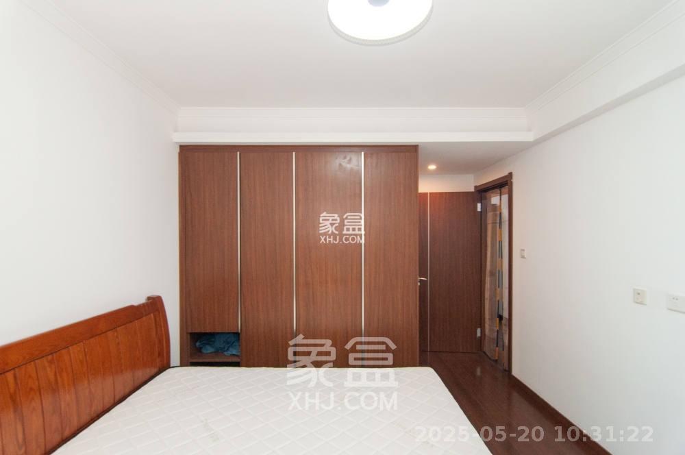 万科里梅溪郡  4室2厅2卫   4000.00元/月室内图
