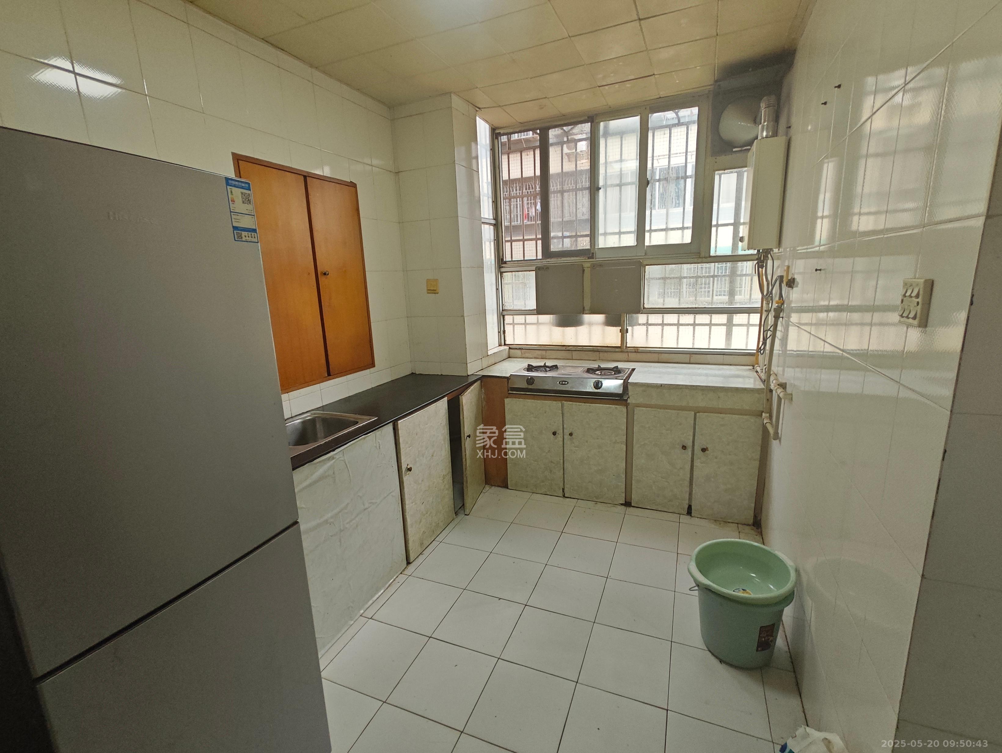 长沙物贸赤岗宿舍/物资贸易宿舍(赤岗小区)  3室2厅1卫    2600.0元/月 长沙物贸赤岗宿舍/物资贸易宿舍(赤岗小区)  3室2厅1卫    2600.0元/月室内图