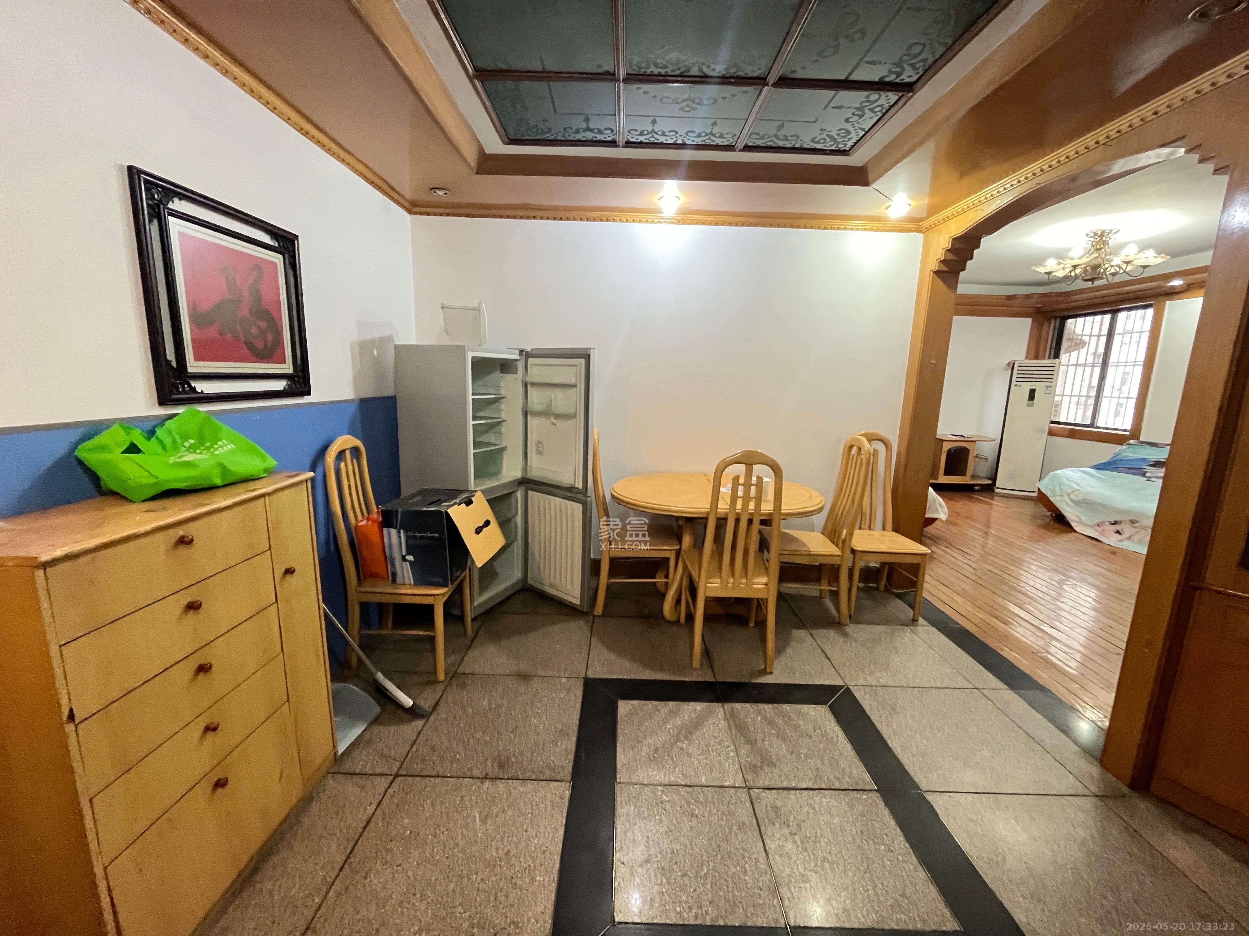 市直属机关宿舍  0室0厅0卫    1800.0元/月 市直属机关宿舍  0室0厅0卫    1800.0元/月室内图