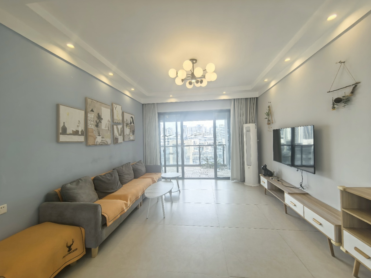 大华锦绣海岸二期 3室2厅2卫 3500.0元/月 大华锦绣海岸二期 3室2厅2卫 3500.0元/月户型图