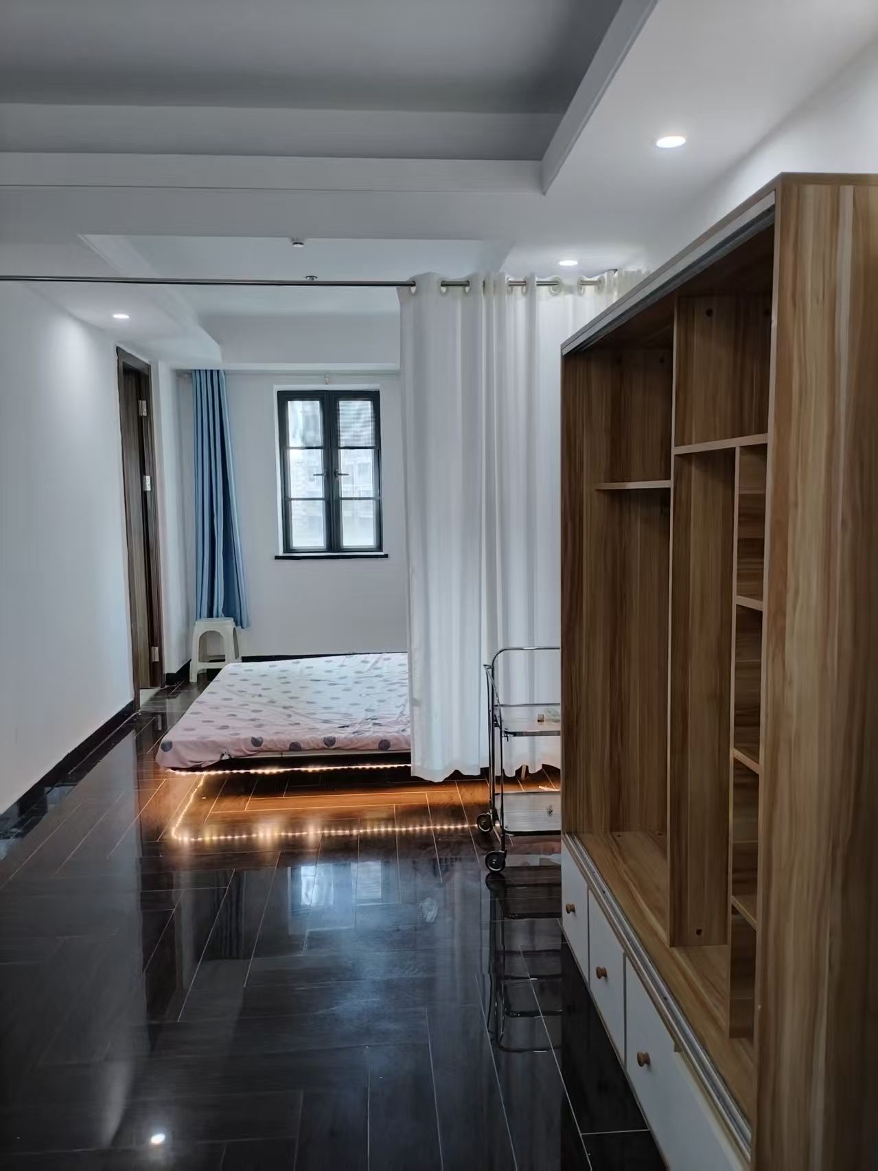 飞行公馆(同国兴城C区16栋) 1室1厅1卫 1300.0元/月 飞行公馆(同国兴城C区16栋) 1室1厅1卫 1300.0元/月室内图