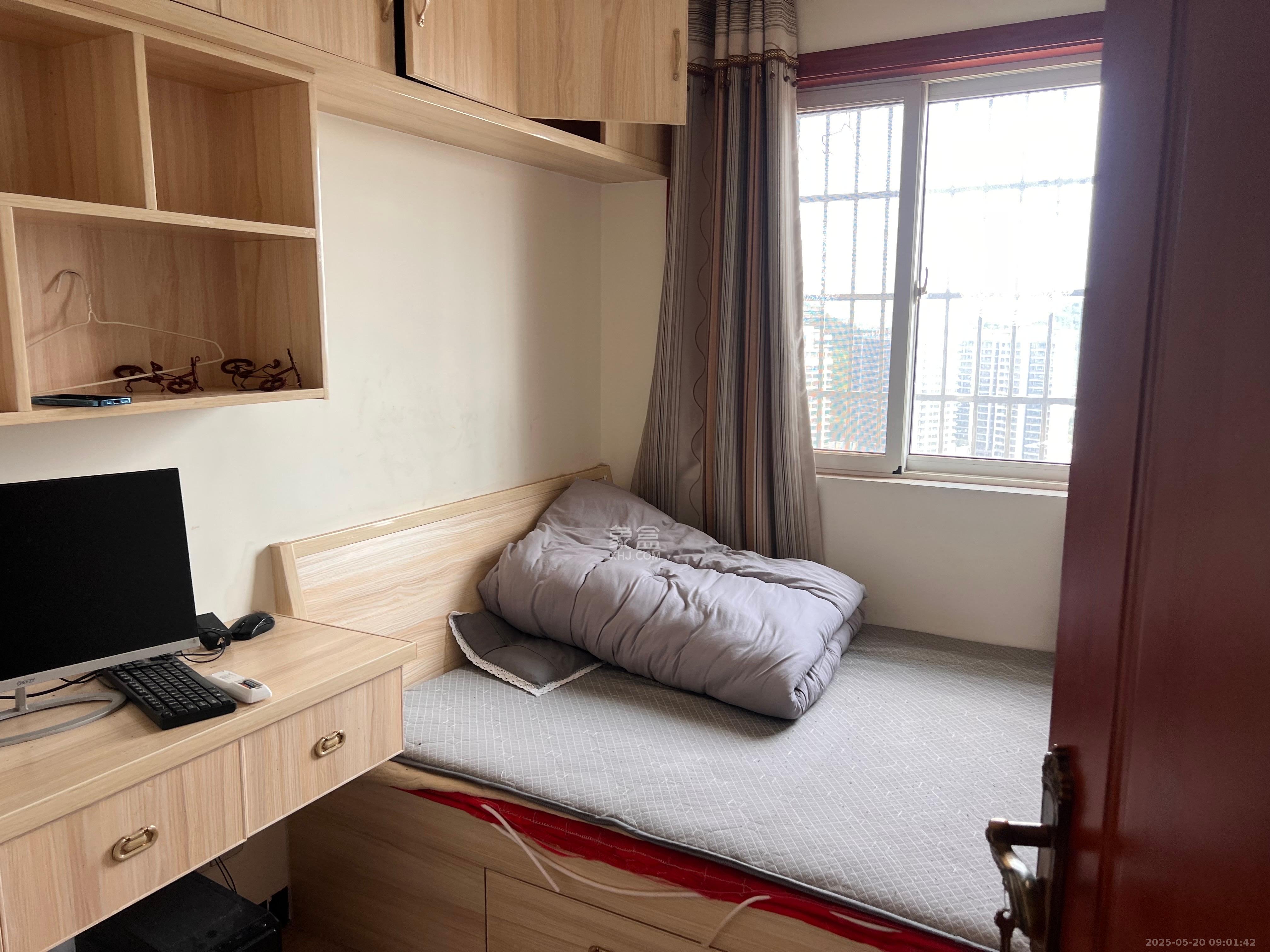 谷山乐园三期  3室2厅1卫    2200.0元/月 谷山乐园三期  3室2厅1卫    2200.0元/月室内图1