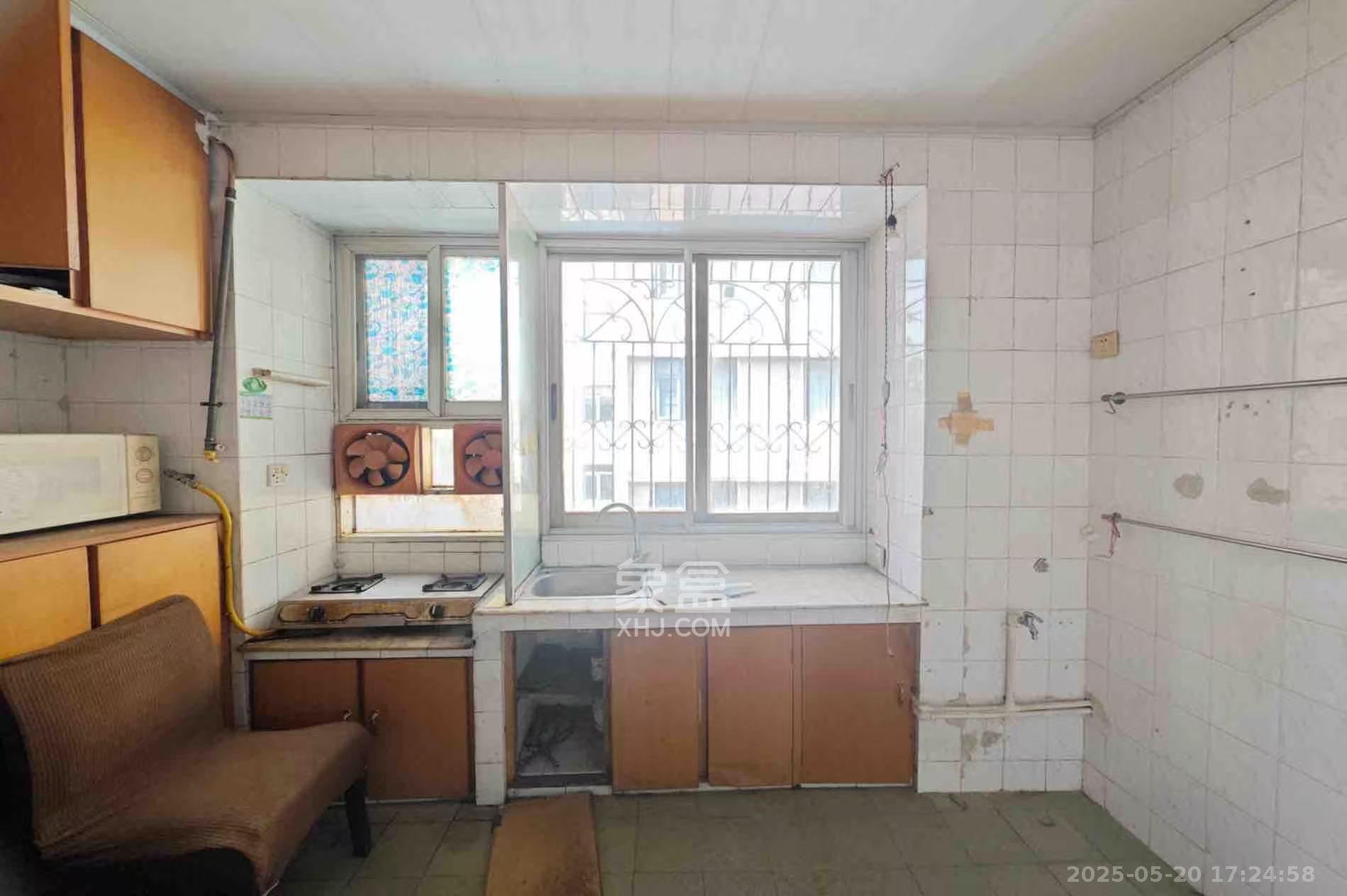 东塘电信宿舍 2室1厅1卫 1400.0元/月 东塘电信宿舍 2室1厅1卫 1400.0元/月室内图