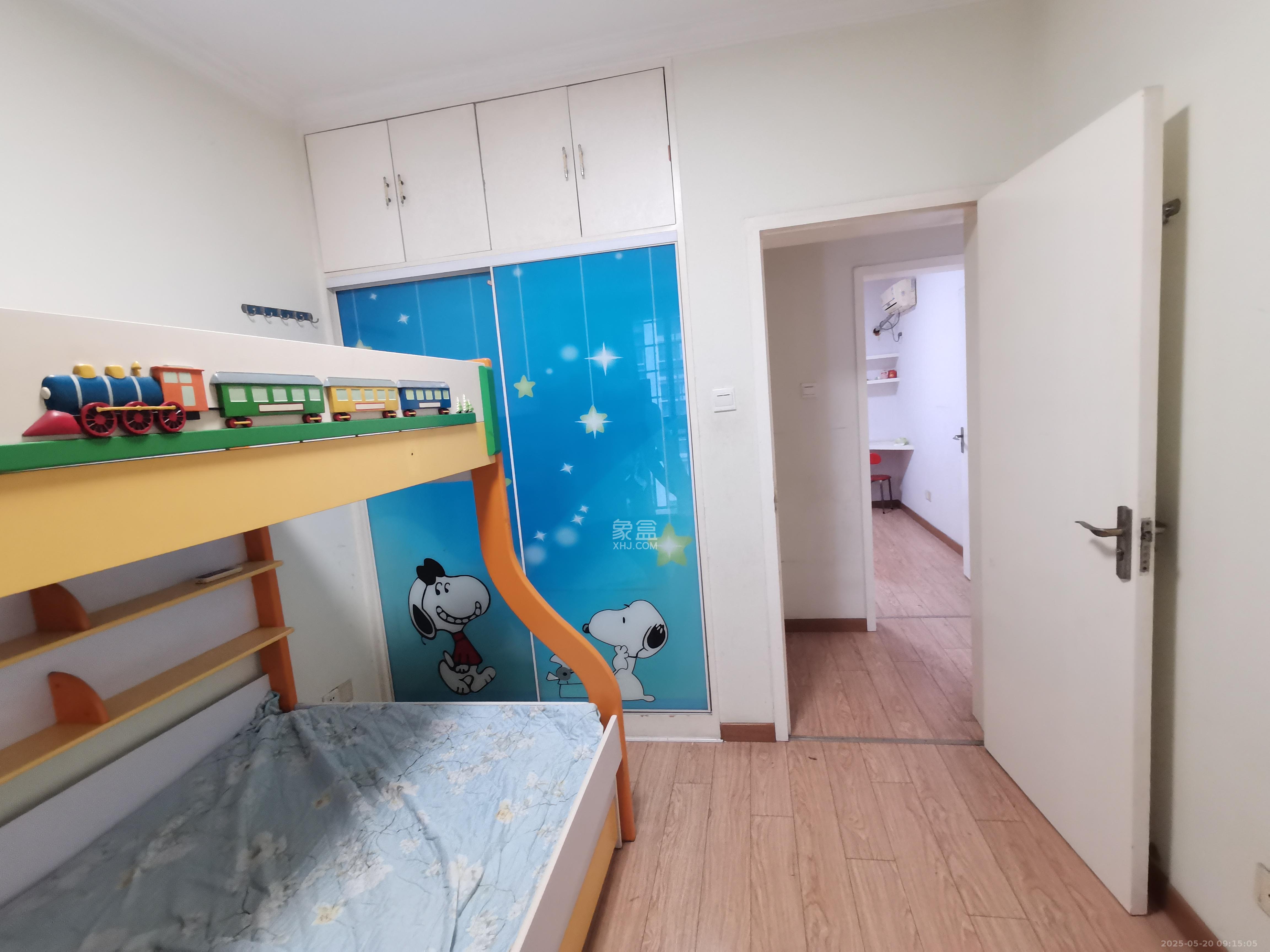 一品东庭  2室2厅1卫   2200.00元/月室内图