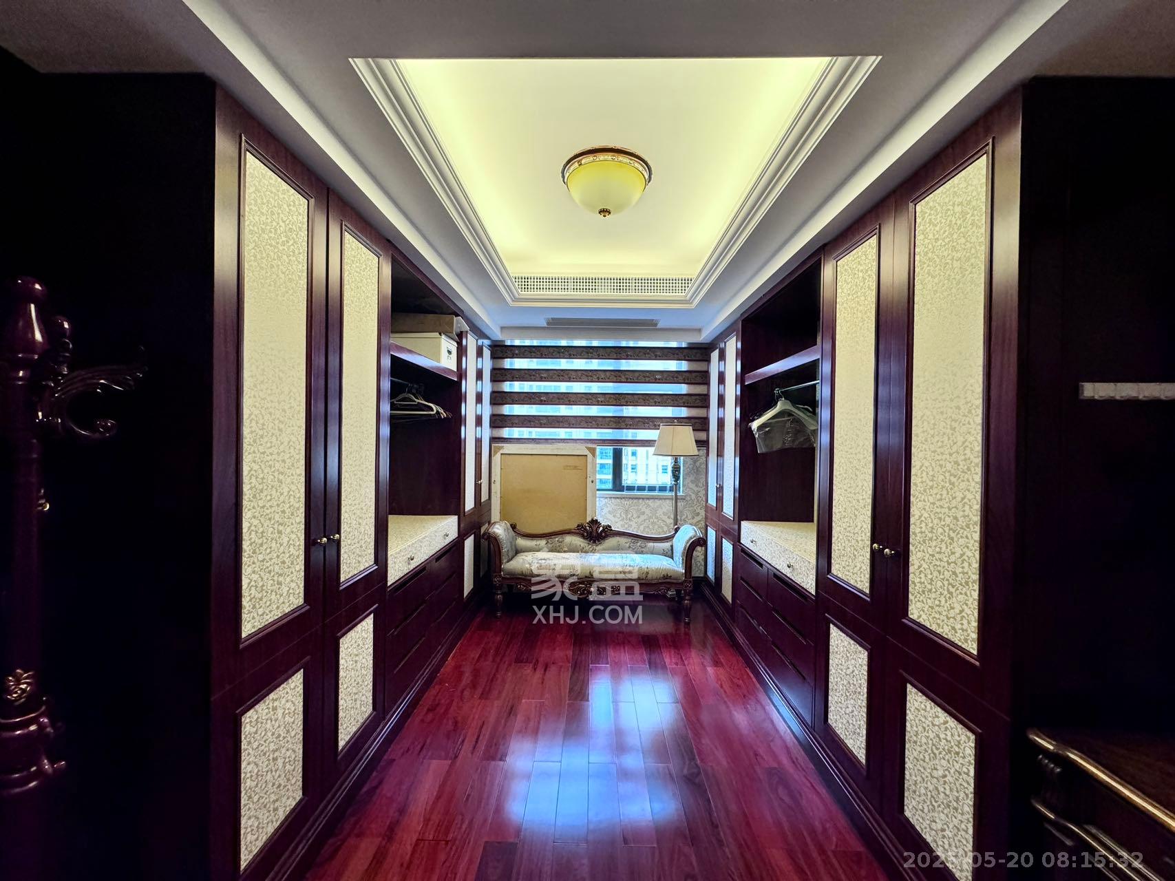 运达中央广场一、二期 5室2厅5卫 21800.0元/月 运达中央广场一、二期 5室2厅5卫 21800.0元/月室内图