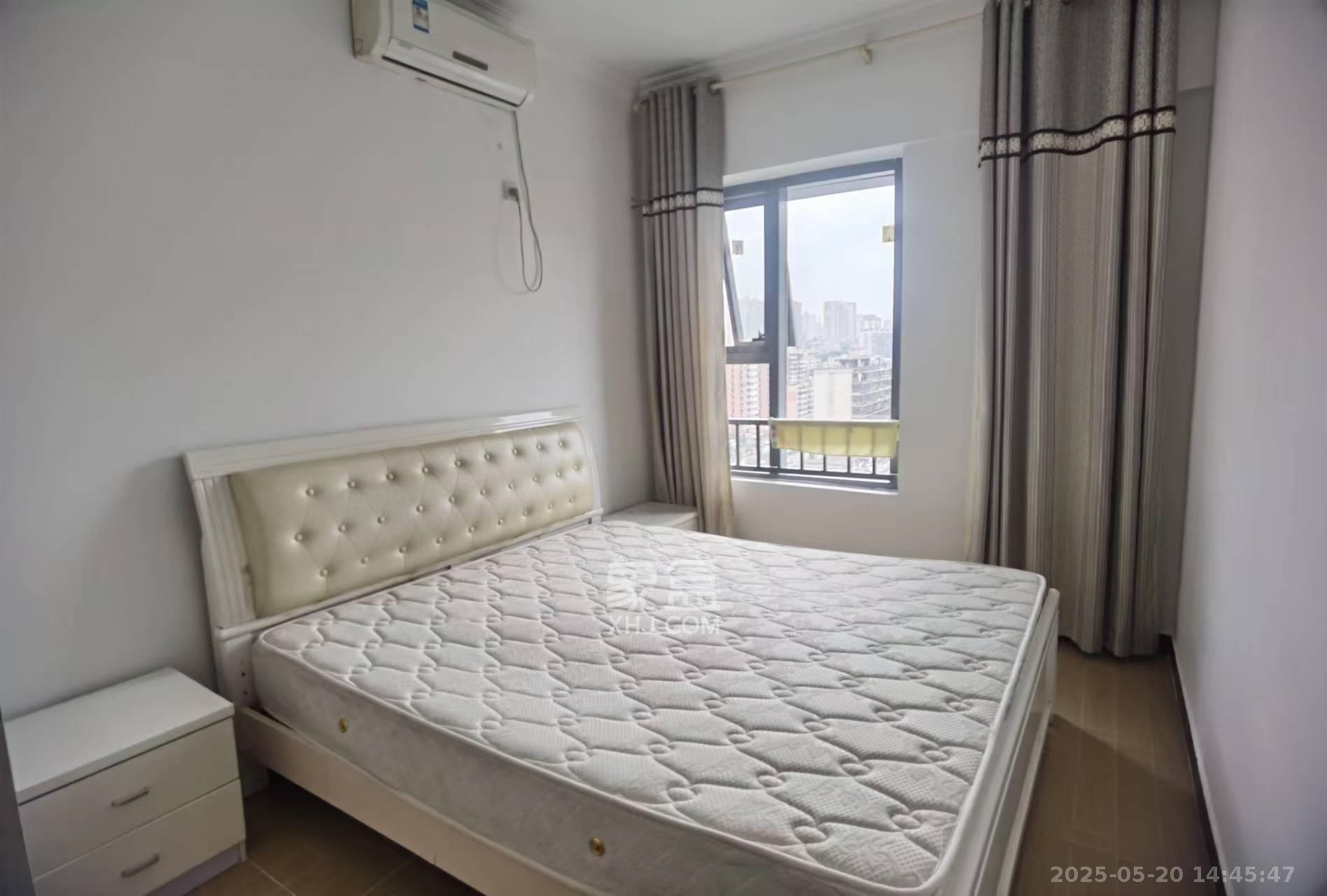 东怡外国(南湖一号) 1室1厅1卫 2600.0元/月 东怡外国(南湖一号) 1室1厅1卫 2600.0元/月室内图