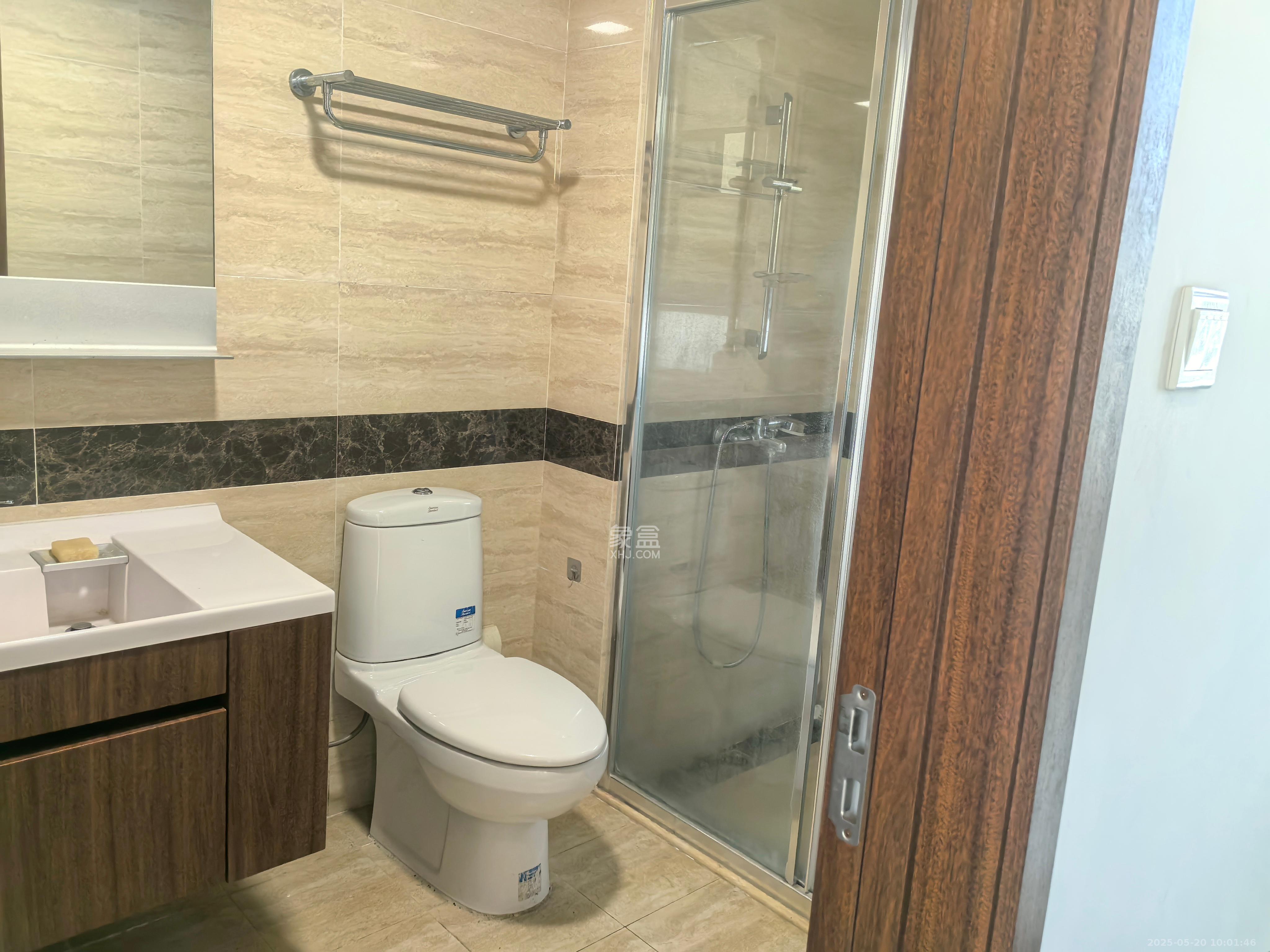 万科里梅溪郡  3室2厅2卫    3500.0元/月 万科里梅溪郡  3室2厅2卫    3500.0元/月室内图