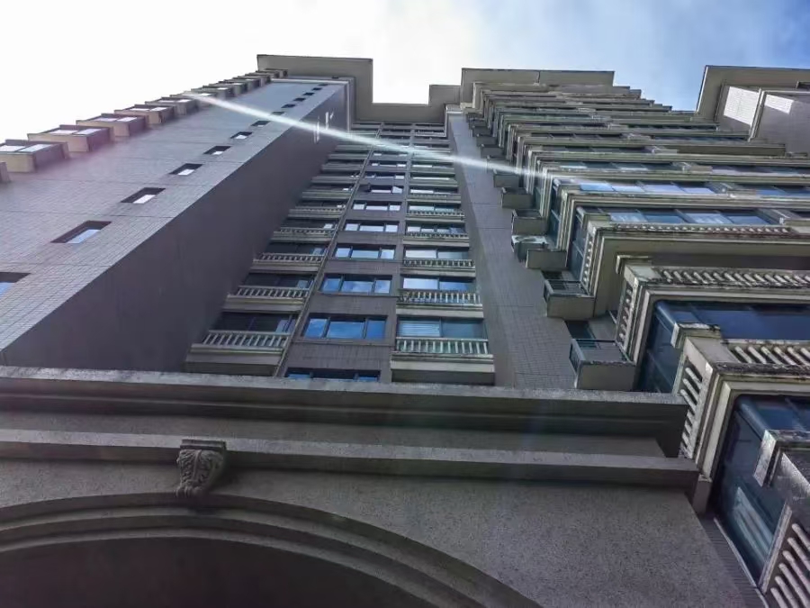 南国威尼斯  3室2厅2卫    90.07万小区图