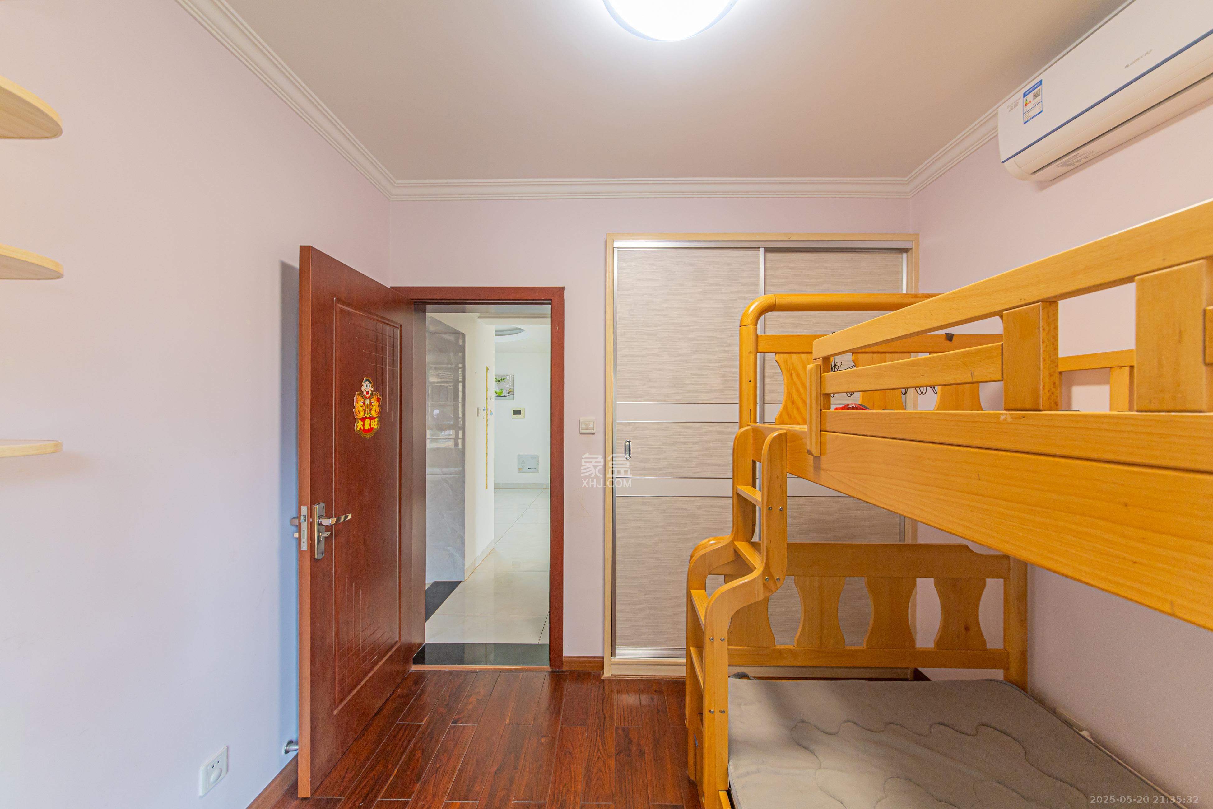 鑫远悦城(鑫远悦时代)  3室2厅1卫    103.0万 鑫远悦城(鑫远悦时代)  3室2厅1卫    103.0万卧室