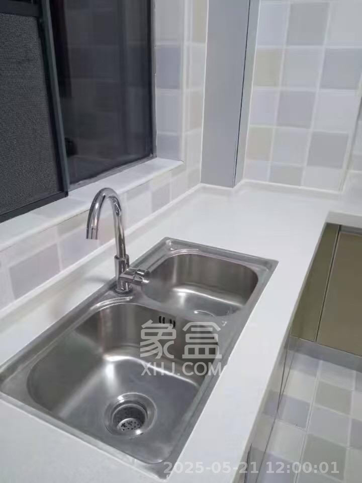 荣盛花语书苑 3室2厅1卫 2900.0元/月 荣盛花语书苑 3室2厅1卫 2900.0元/月室内图