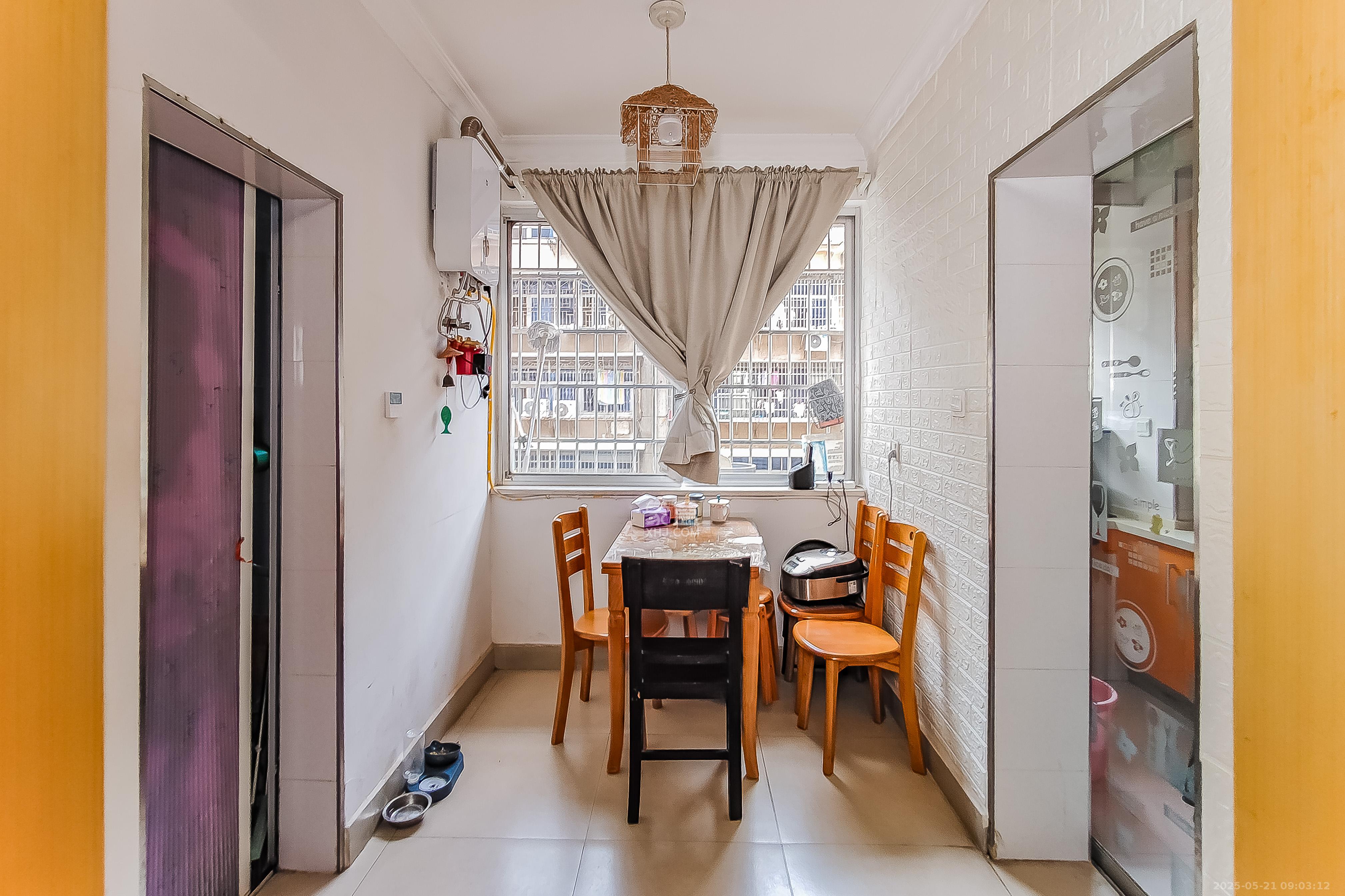 砂子塘社区 2室2厅1卫 58.0万 砂子塘社区 2室2厅1卫 58.0万客厅