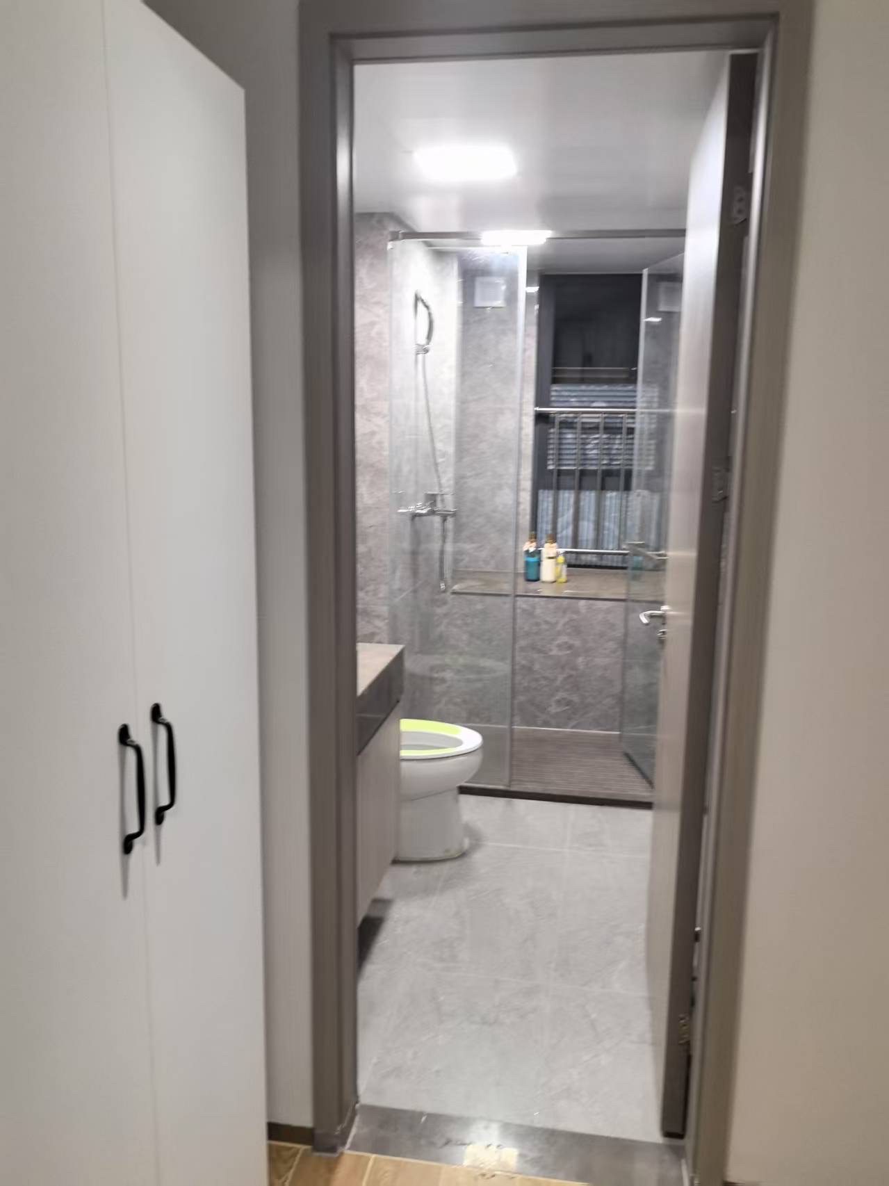 观澜湖新城  3室2厅2卫   3000.00元/月室内图