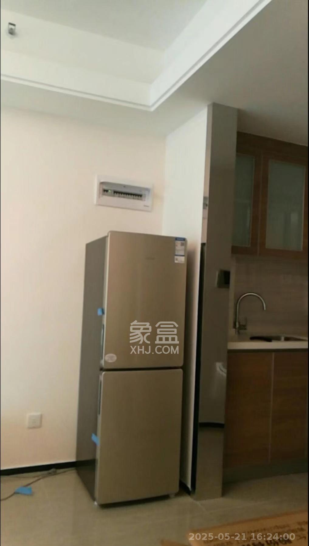 恒大翡翠华庭 1室1厅1卫 1600.0元/月 恒大翡翠华庭 1室1厅1卫 1600.0元/月室内图