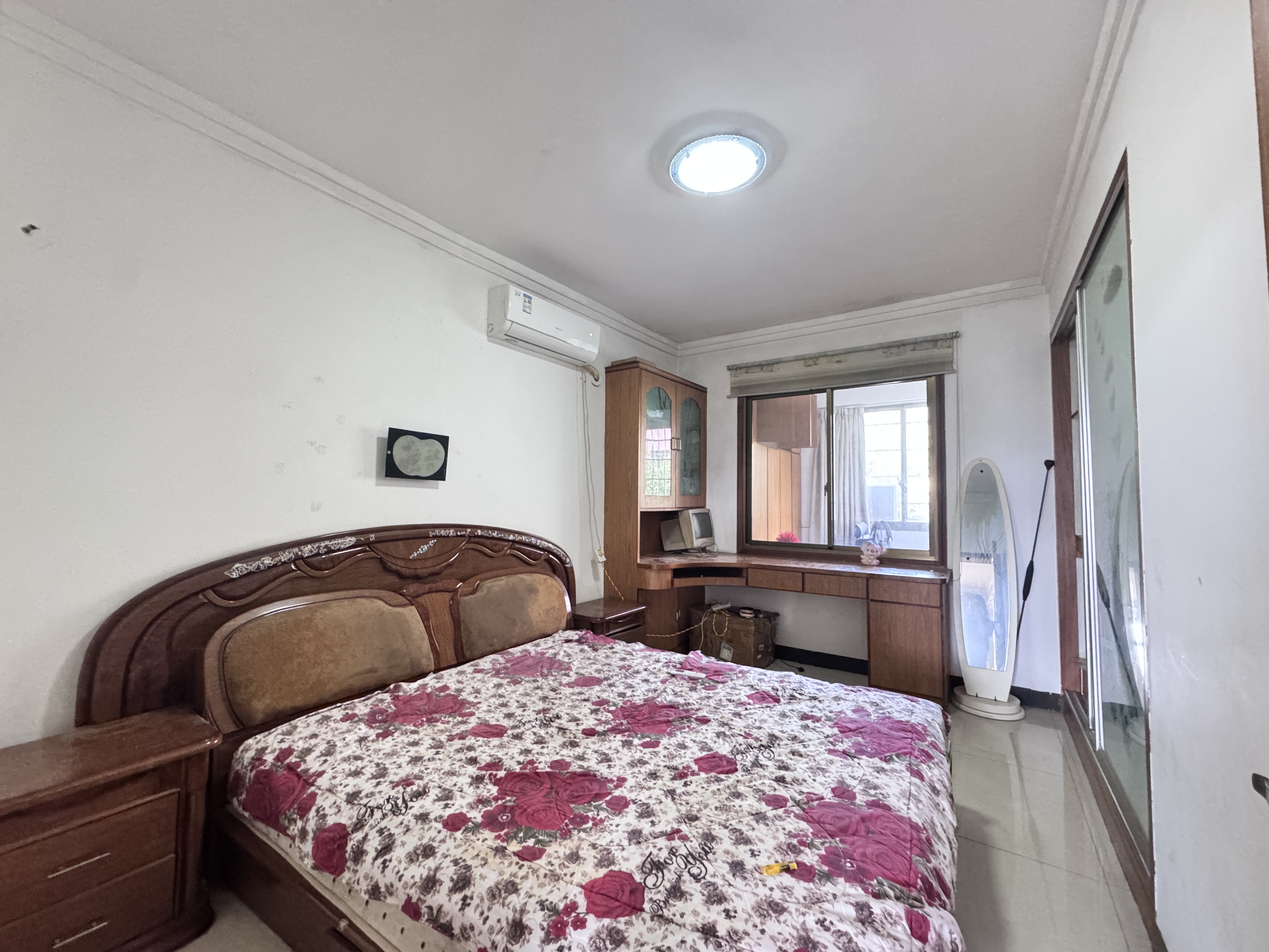 鹿角山小区 3室2厅2卫 1200.0元/月 鹿角山小区 3室2厅2卫 1200.0元/月室内图