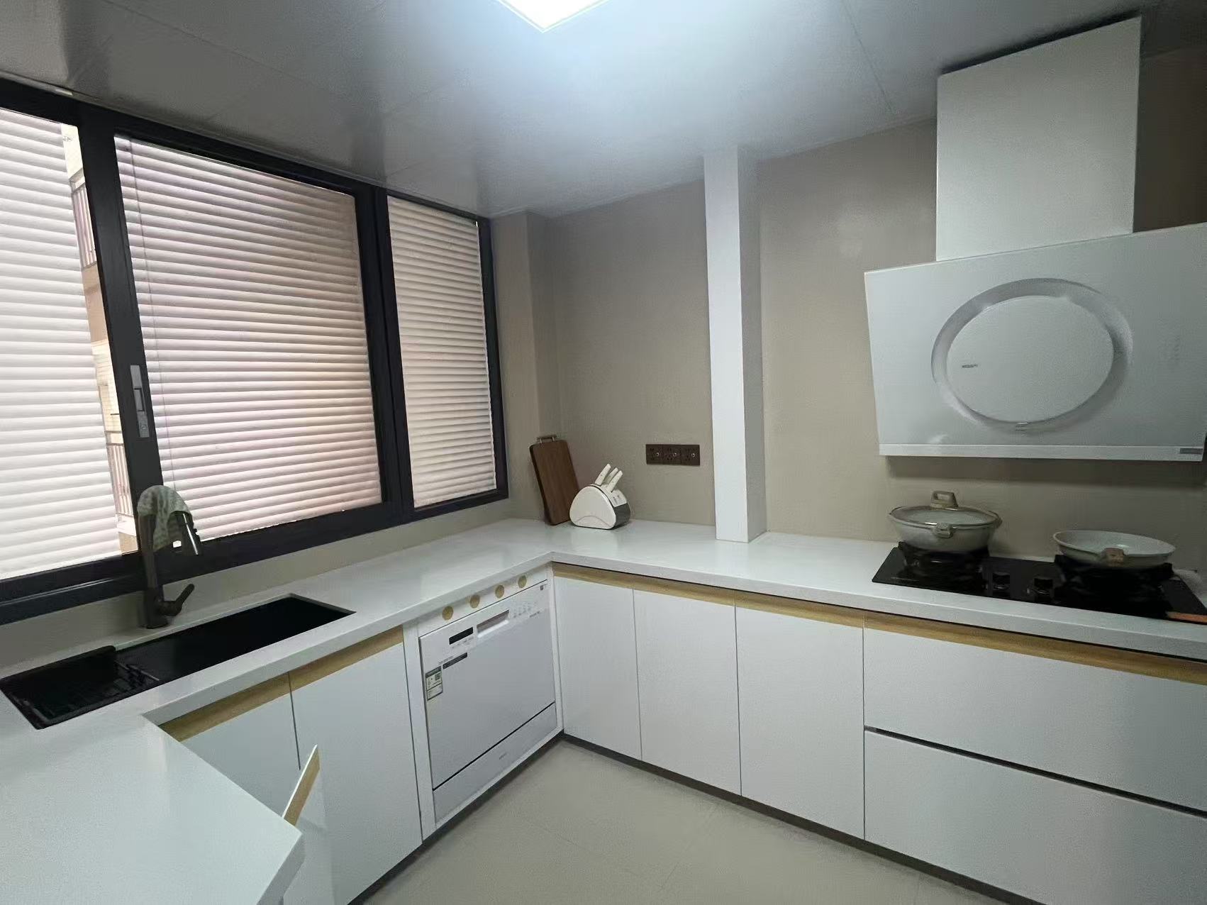 亿都澜庭 3室2厅2卫 65.8万 亿都澜庭 3室2厅2卫 65.8万室内图