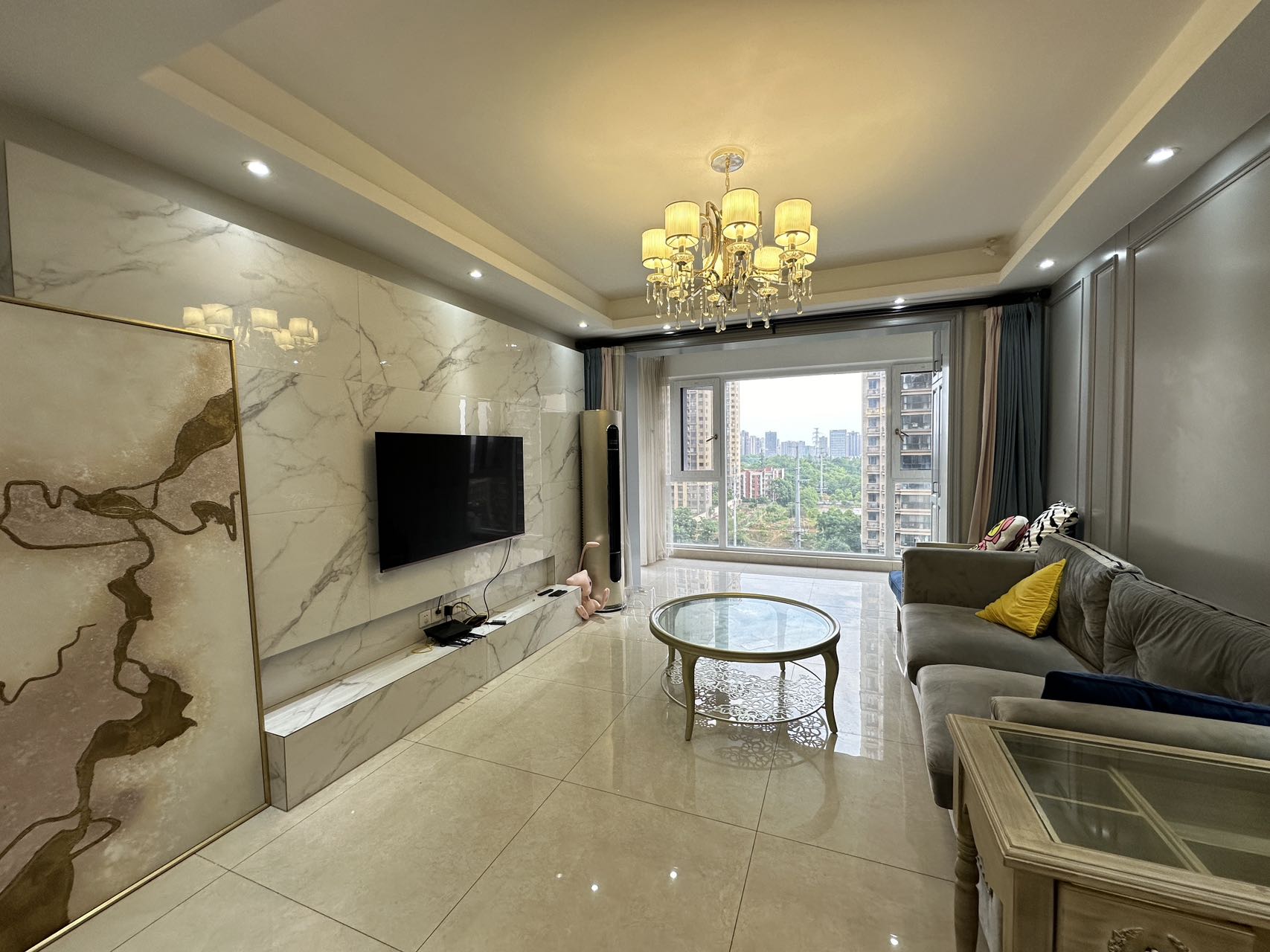 恒大华府  3室2厅1卫    95.0万 恒大华府  3室2厅1卫    95.0万室内图