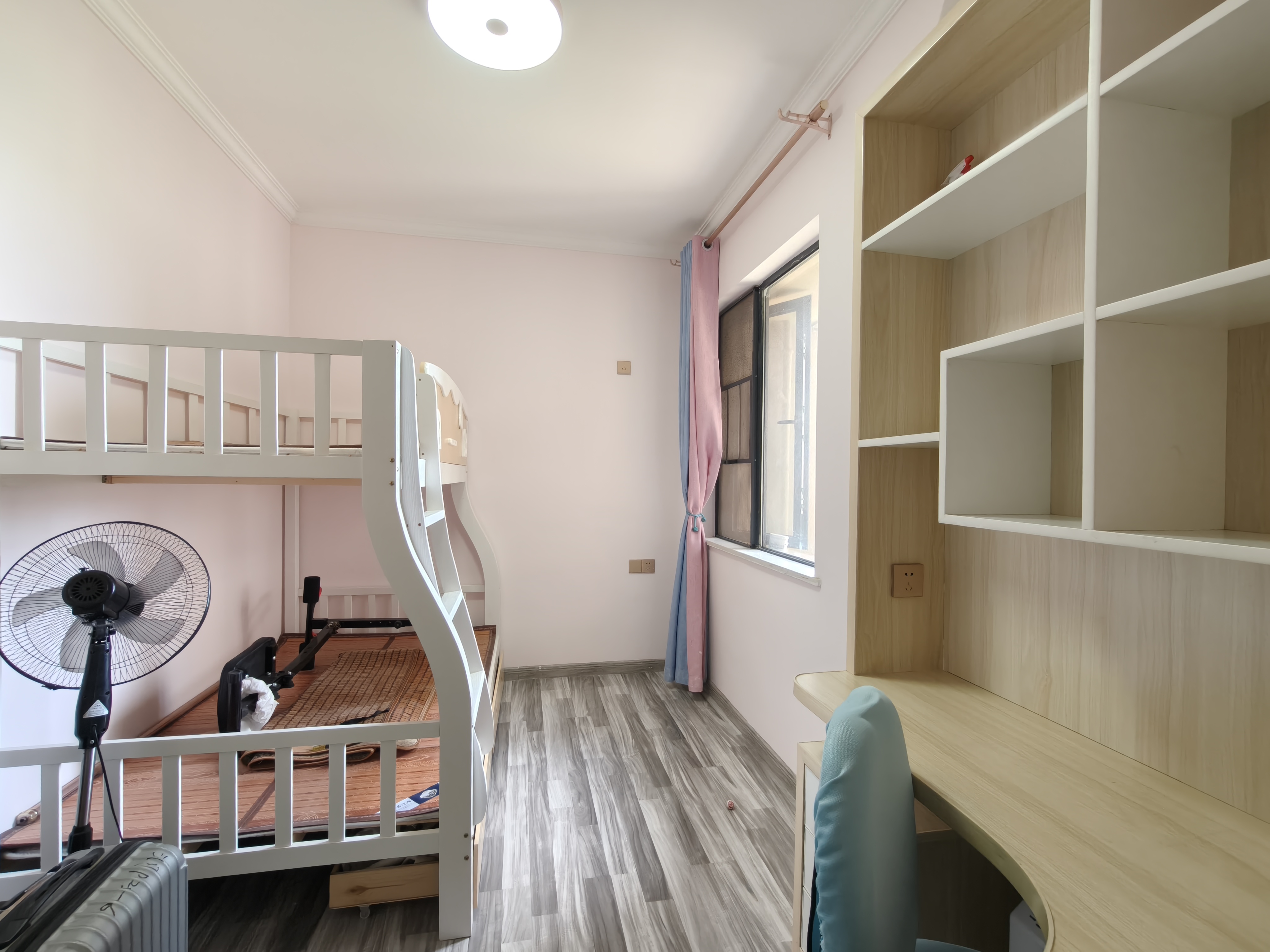 中建江湾壹号 3室2厅2卫 68.6万 中建江湾壹号 3室2厅2卫 68.6万室内图