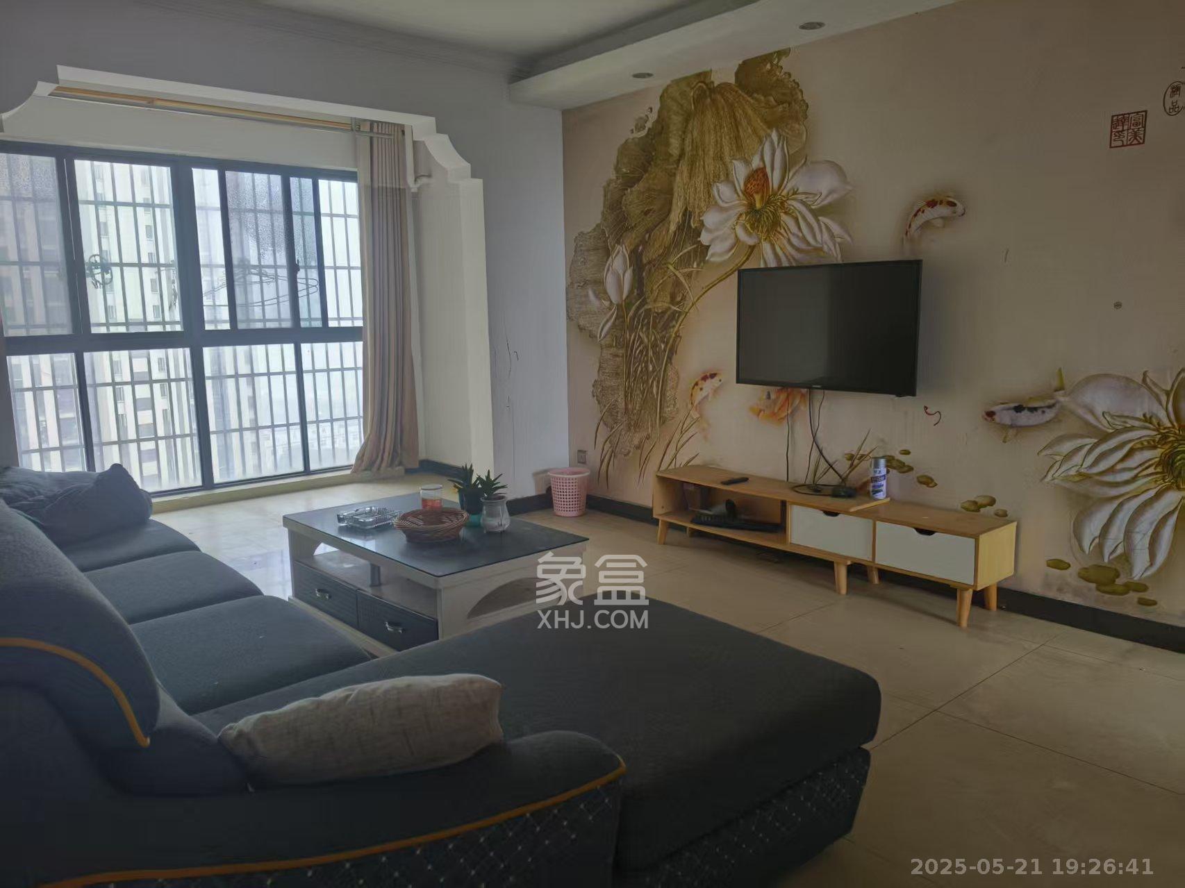 波隆城市花园  3室2厅2卫   2200.00元/月室内图