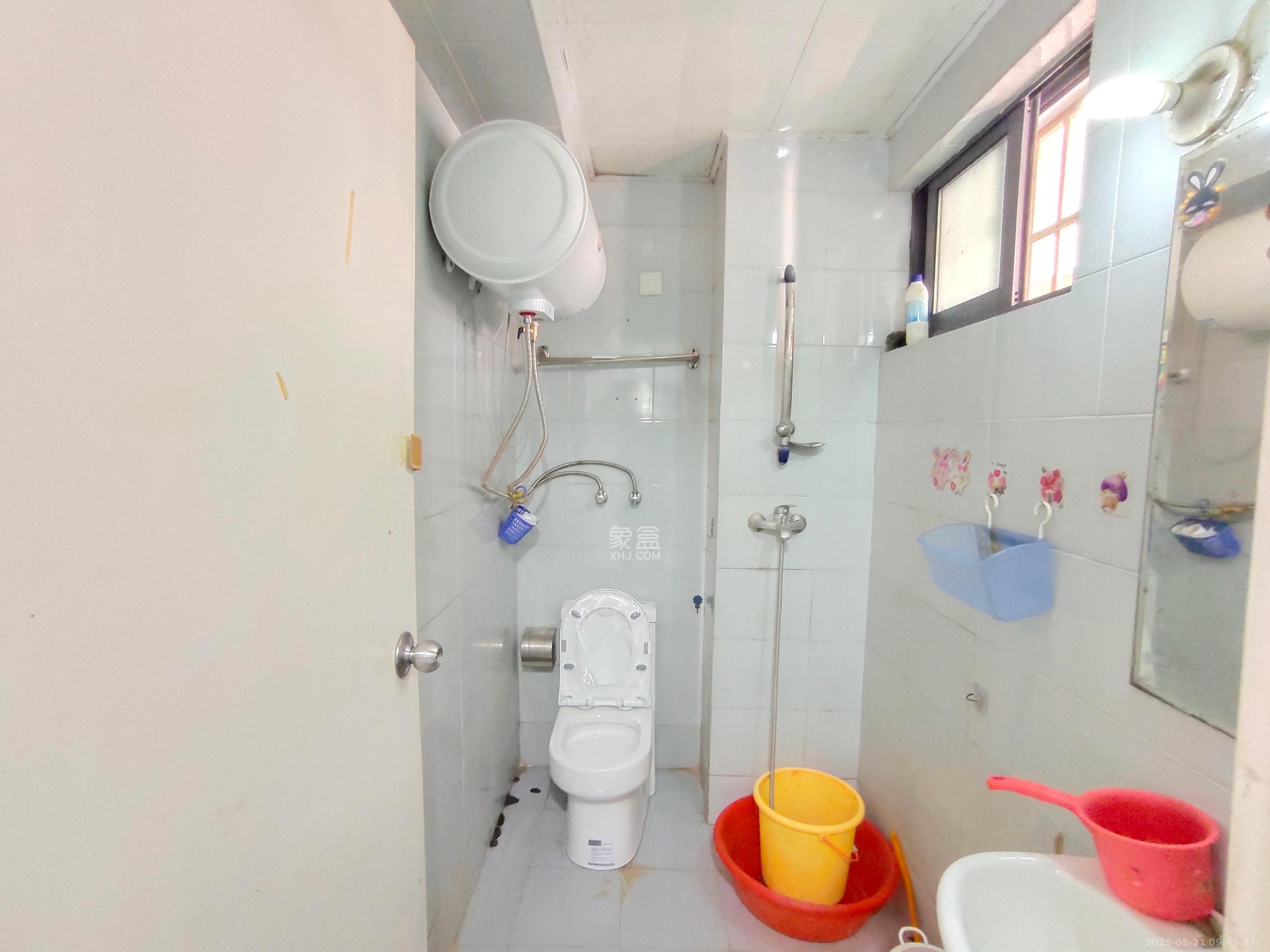 阳光100二期  1室1厅1卫   1300.00元/月室内图