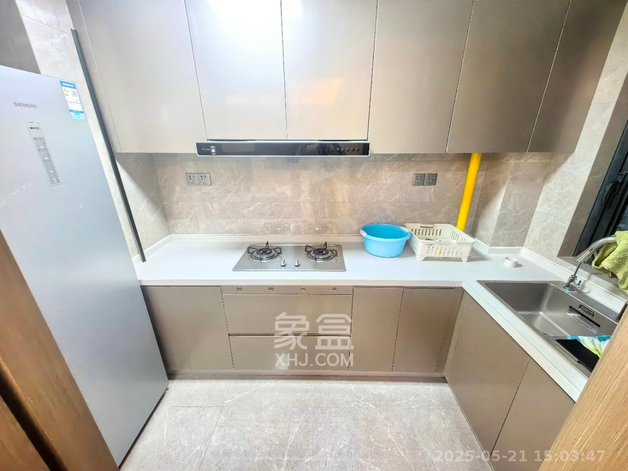 中海麓山境南区  4室2厅2卫   3400.00元/月室内图