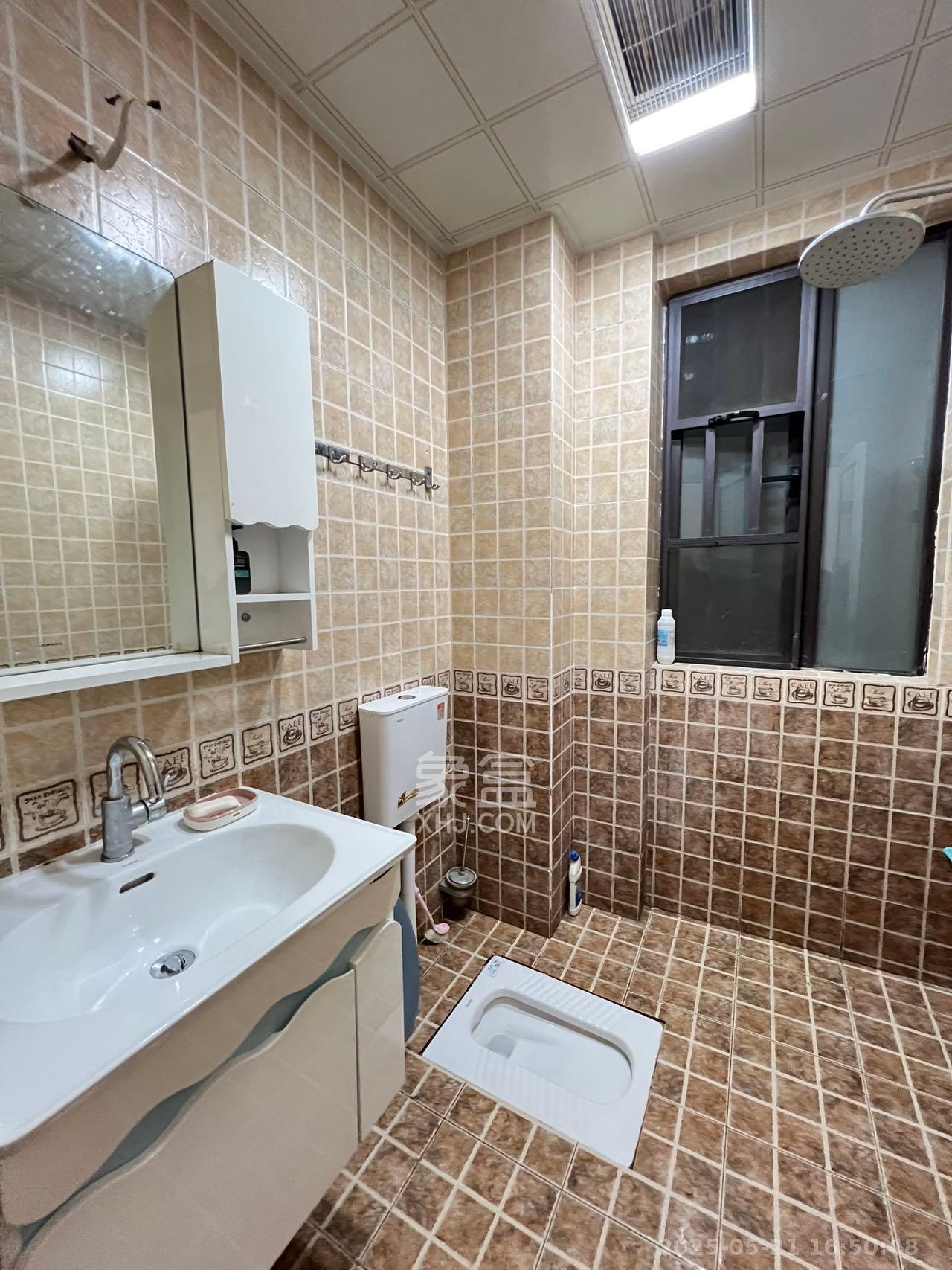 和泓梅溪四季  3室2厅2卫    2400.0元/月 和泓梅溪四季  3室2厅2卫    2400.0元/月室内图