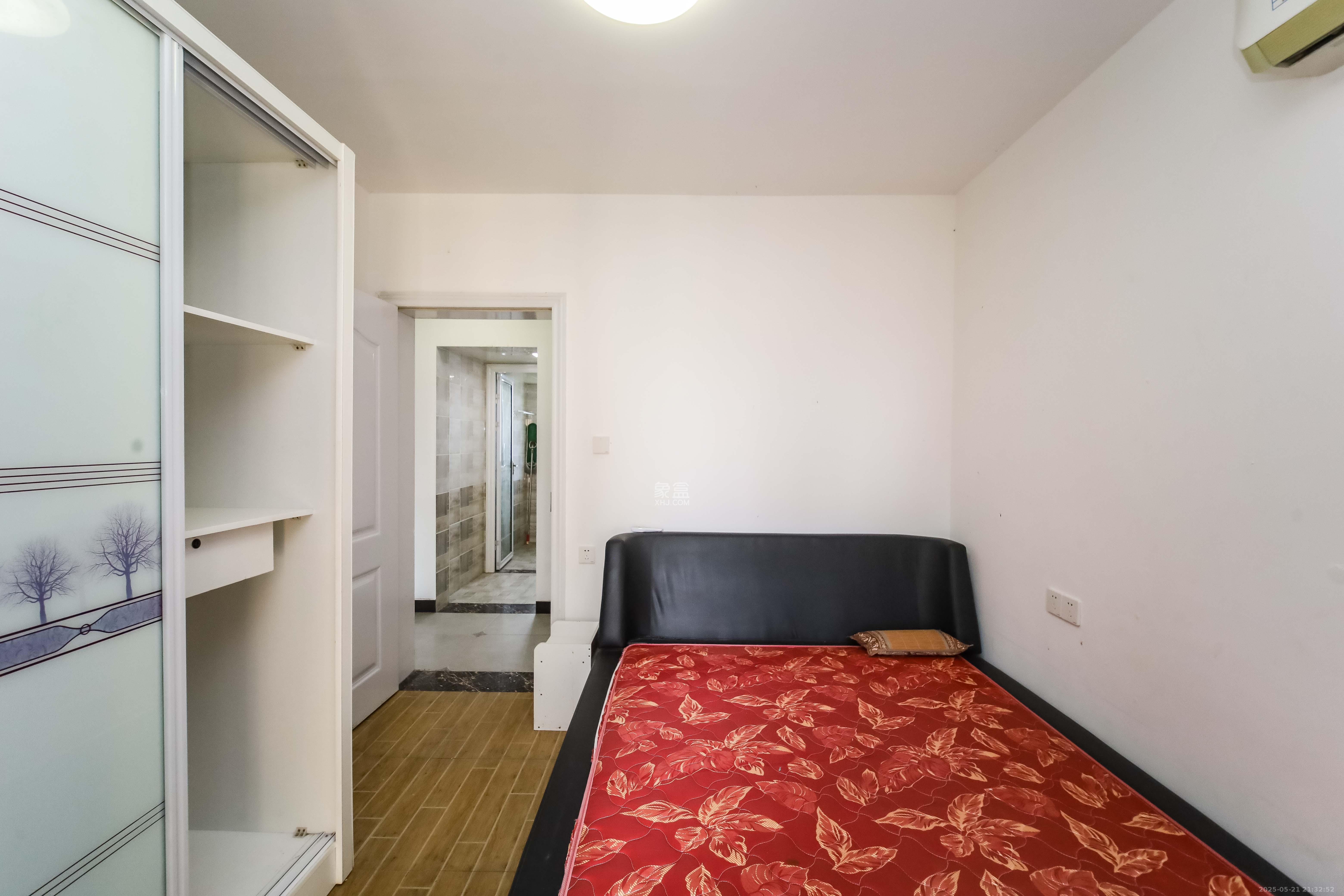 中欣楚天熙苑 1室2厅2卫 100.0万 中欣楚天熙苑 1室2厅2卫 100.0万卧室