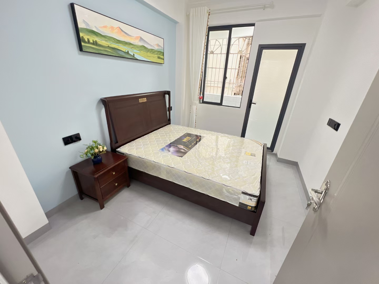 金楚小区  3室2厅2卫    103.0万 金楚小区  3室2厅2卫    103.0万客厅