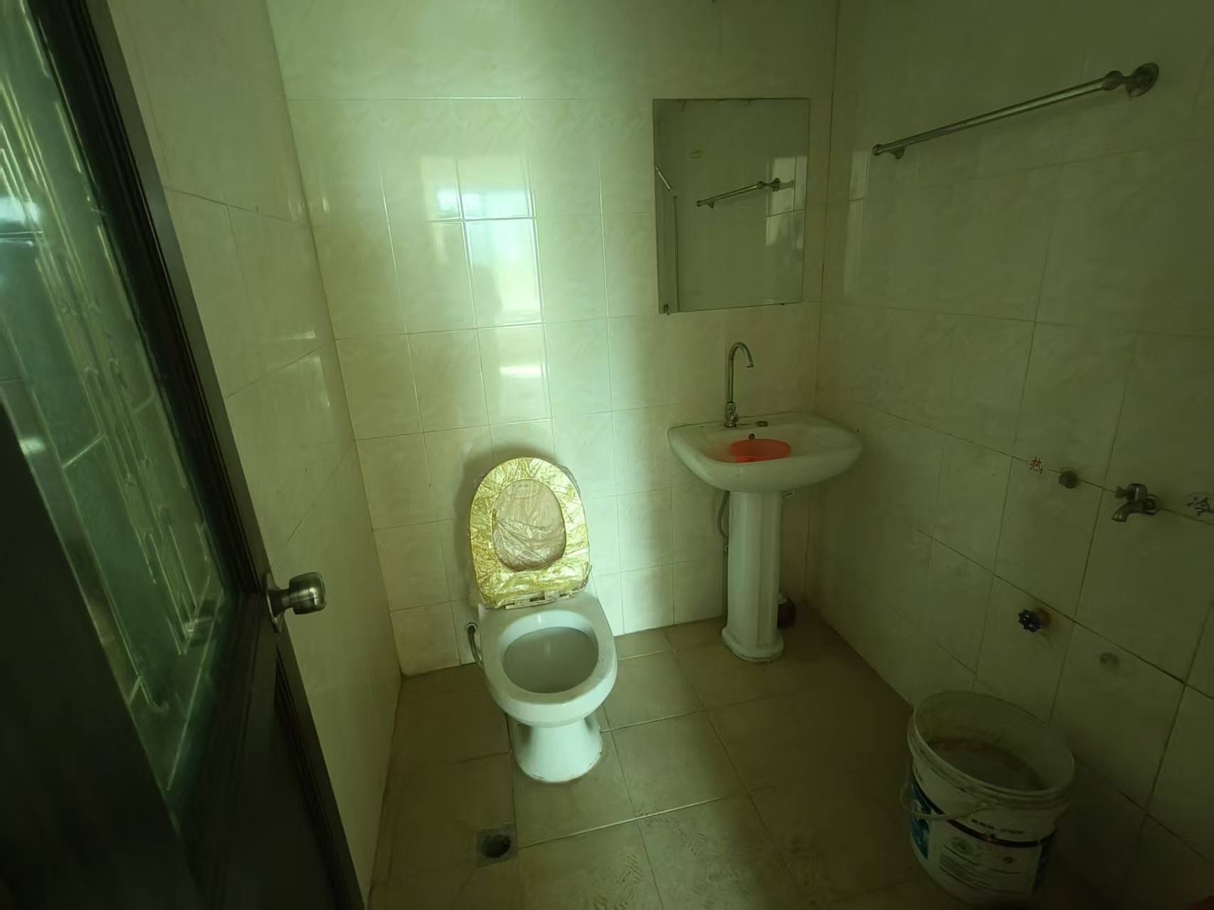 椰景花园 7室2厅4卫 3500.0元/月 椰景花园 7室2厅4卫 3500.0元/月室内图