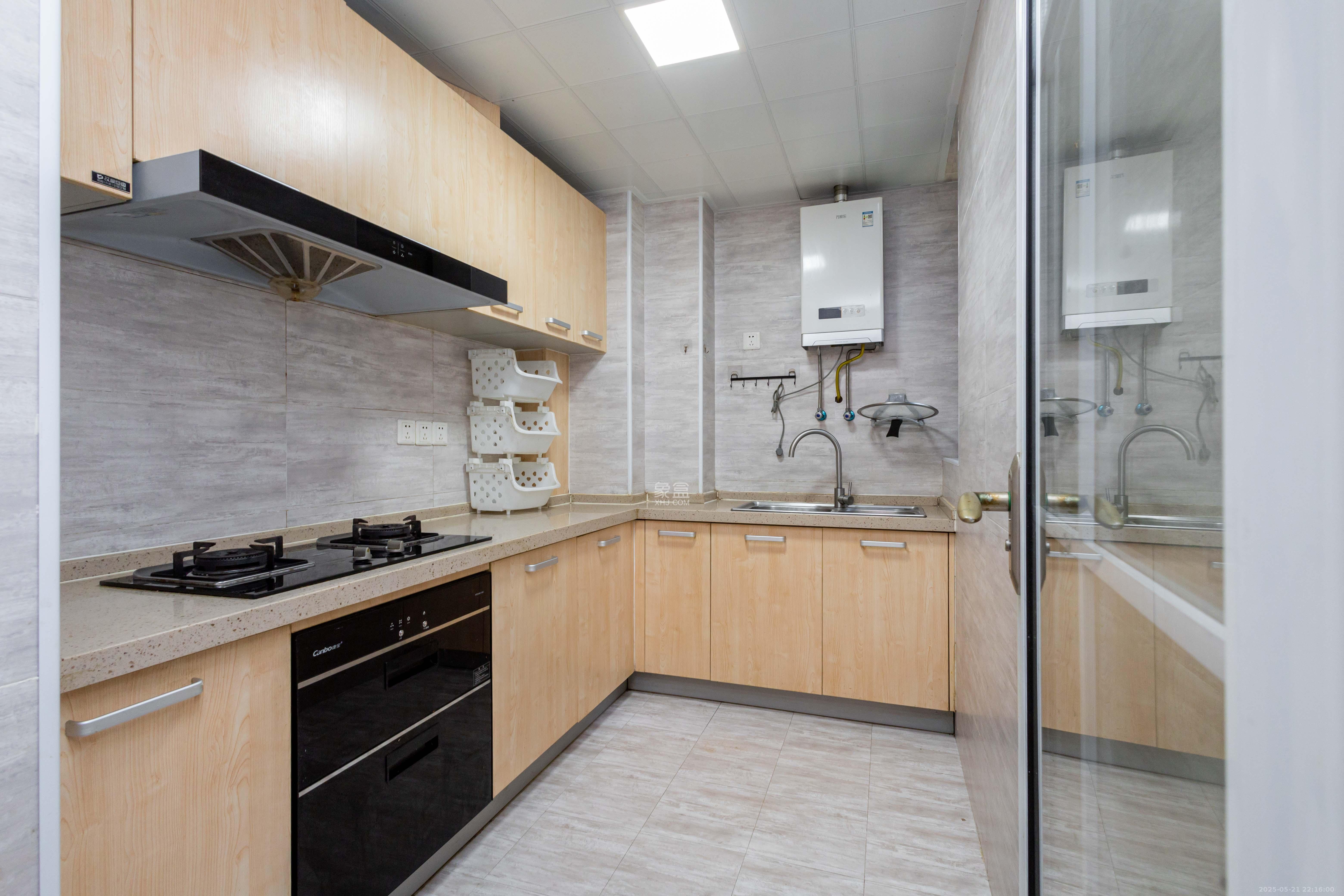 中国铁建国际城二期  2室2厅1卫    49.1万 中国铁建国际城二期  2室2厅1卫    49.1万厨房