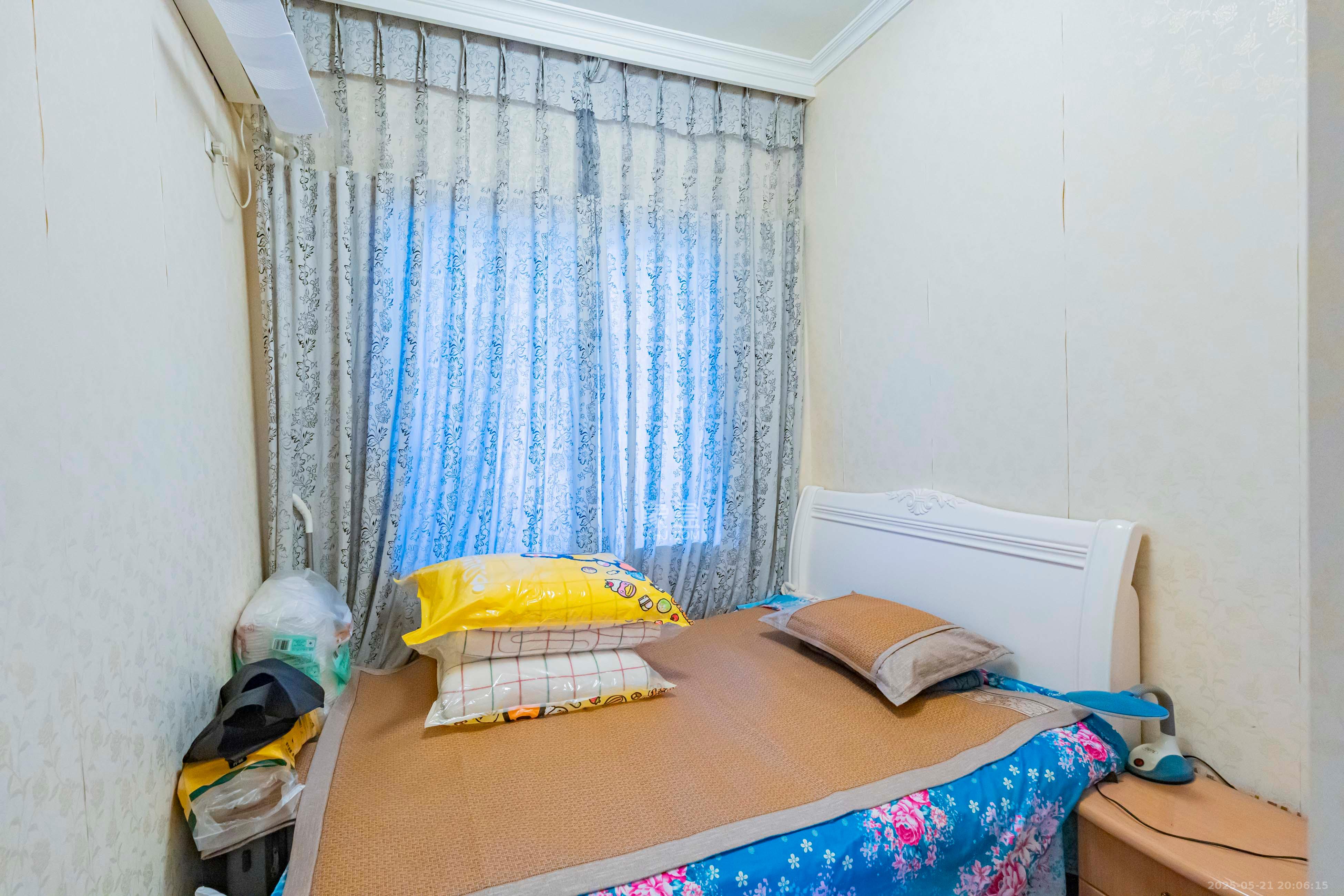 御景龙城  6室3厅4卫    238.0万 御景龙城  6室3厅4卫    238.0万卧室