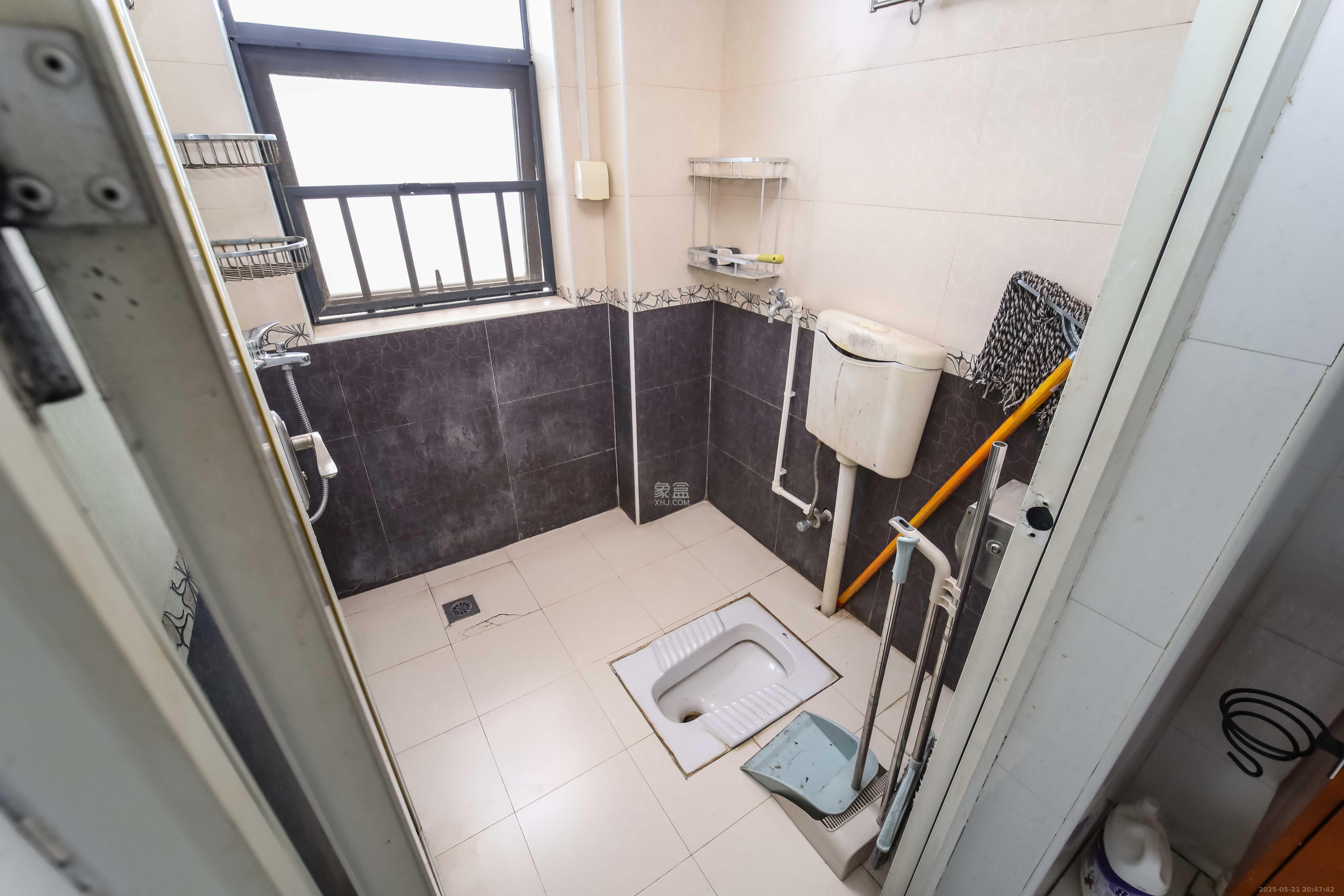 尚东紫郡  4室2厅2卫    116.0万 尚东紫郡  4室2厅2卫    116.0万卫生间