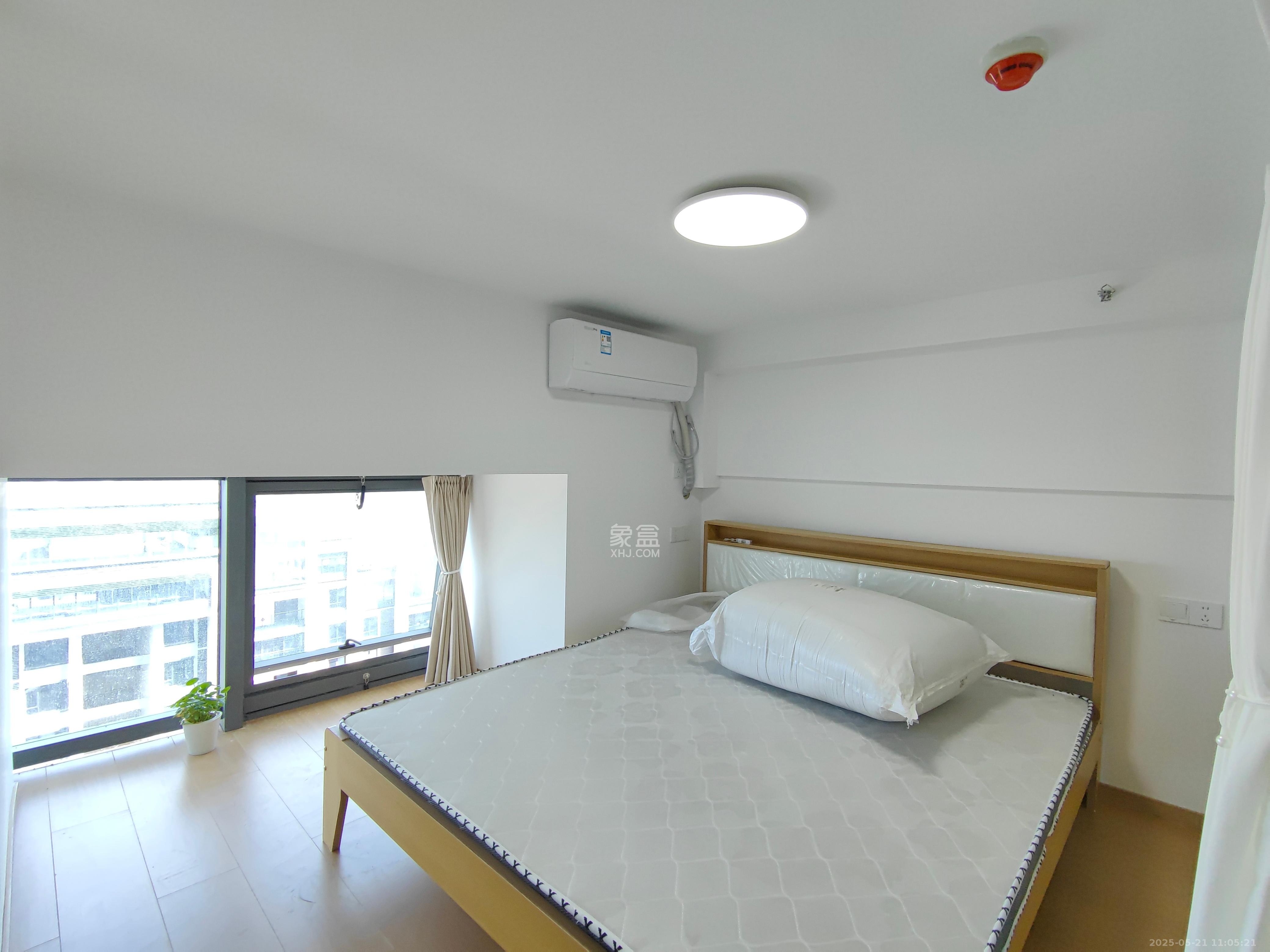 中建宝铂公馆   43.0㎡     3300.00元/月室内图