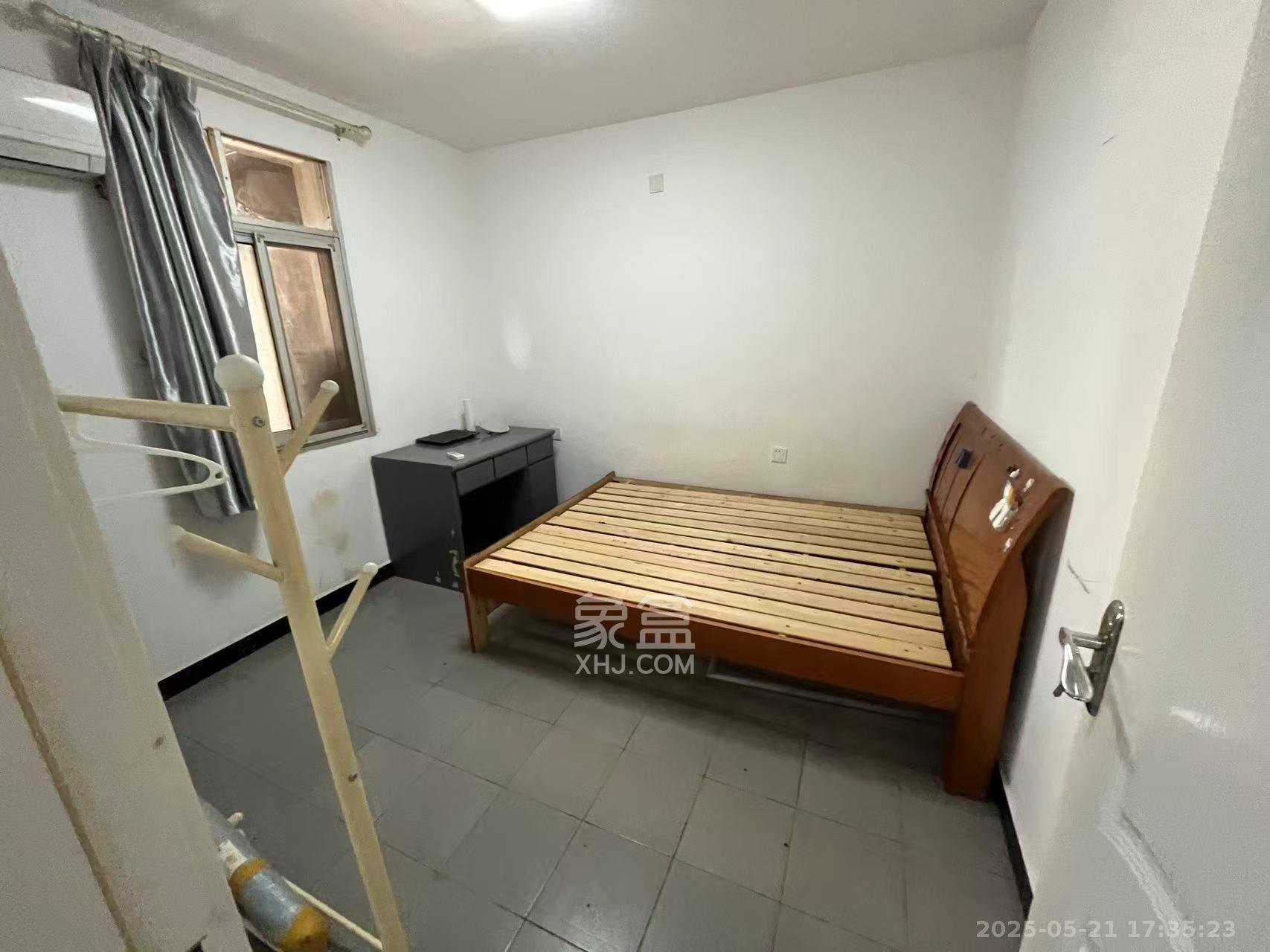 妹子山社区(曙光社区) 2室2厅1卫 1600.0元/月 妹子山社区(曙光社区) 2室2厅1卫 1600.0元/月室内图