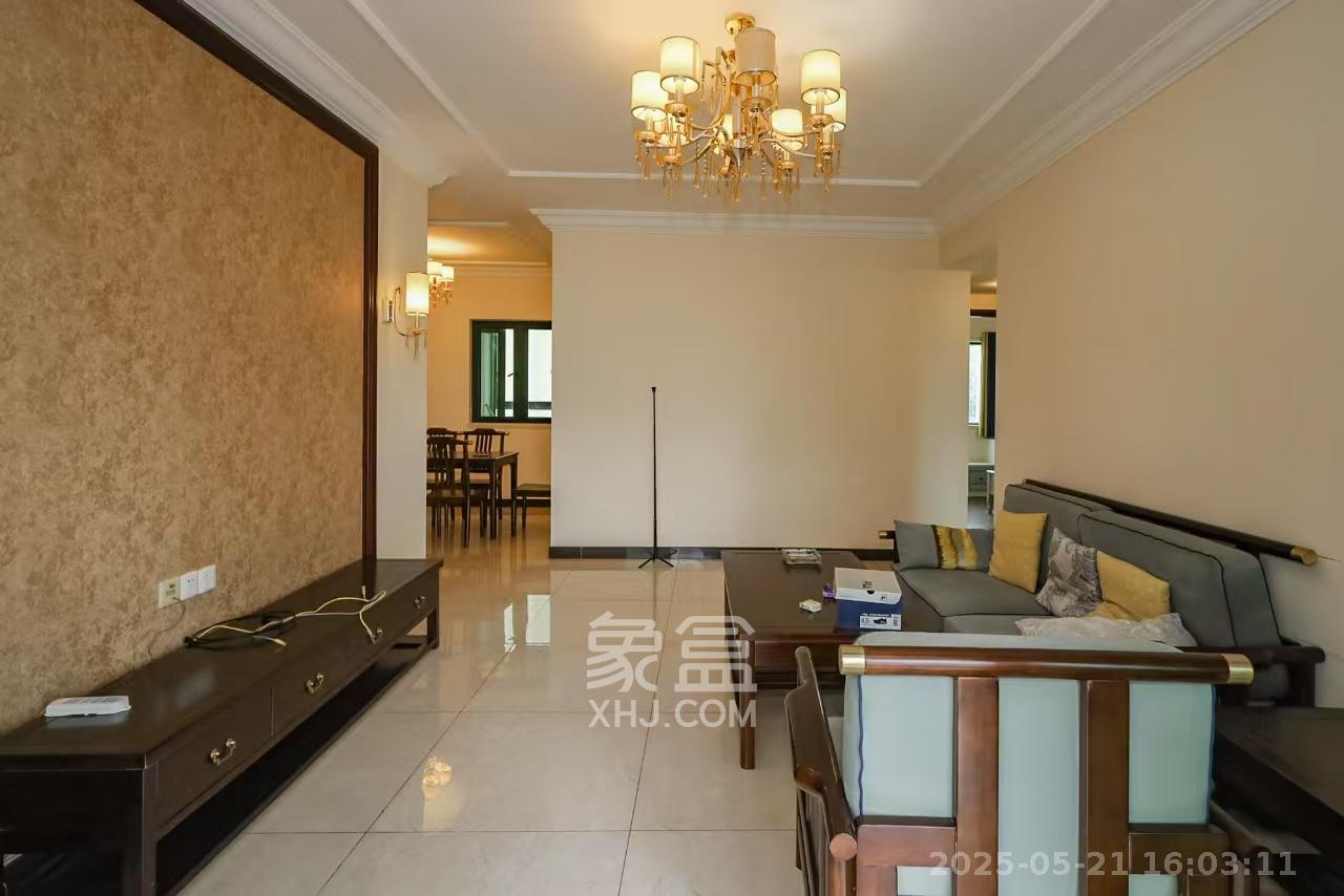 恒大御景湾  4室2厅2卫   3500.00元/月室内图
