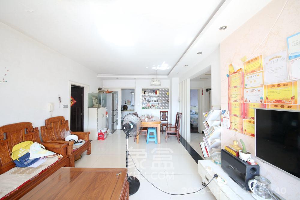 星典时代 3室2厅1卫 2500.0元/月 星典时代 3室2厅1卫 2500.0元/月室内图