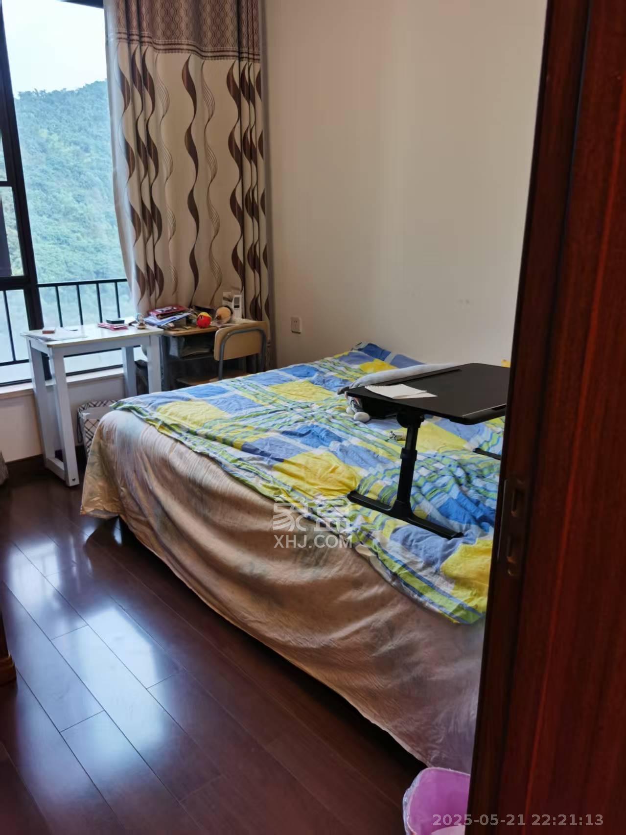 万科里梅溪郡  3室2厅2卫   3700.00元/月室内图