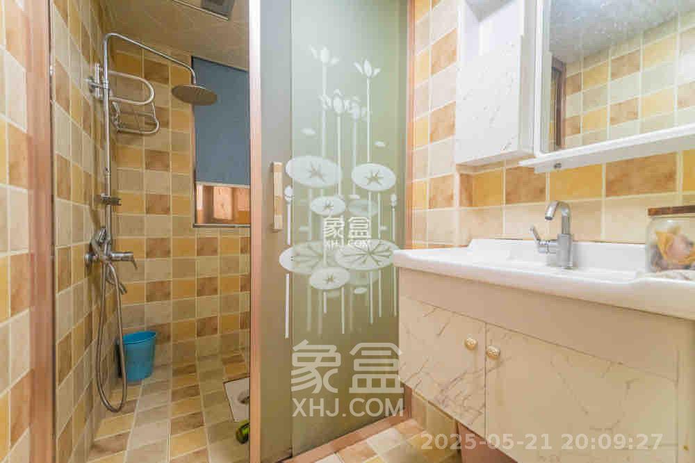 MOMA当代广场  3室2厅1卫   1800.00元/月室内图